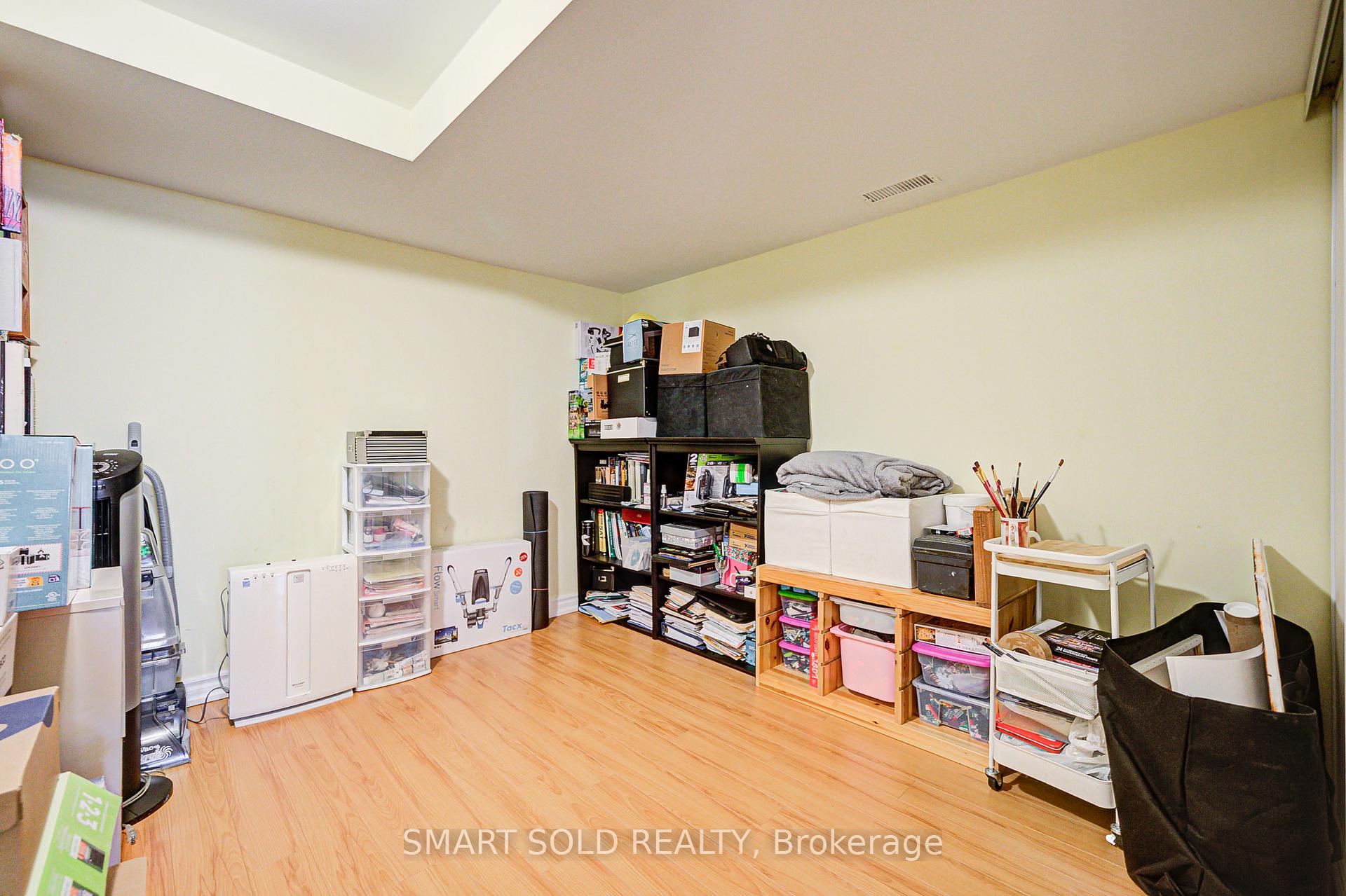Photo 44 of 170 Carrier Crescent, Vaughan, Patterson — HOMEH