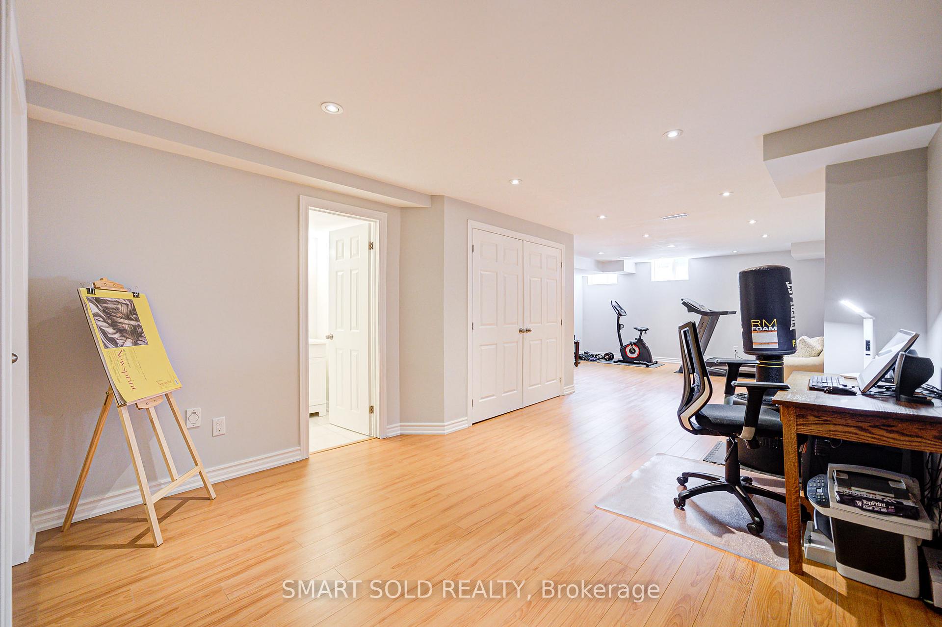 Photo 33 of 170 Carrier Crescent, Vaughan, Patterson — HOMEH
