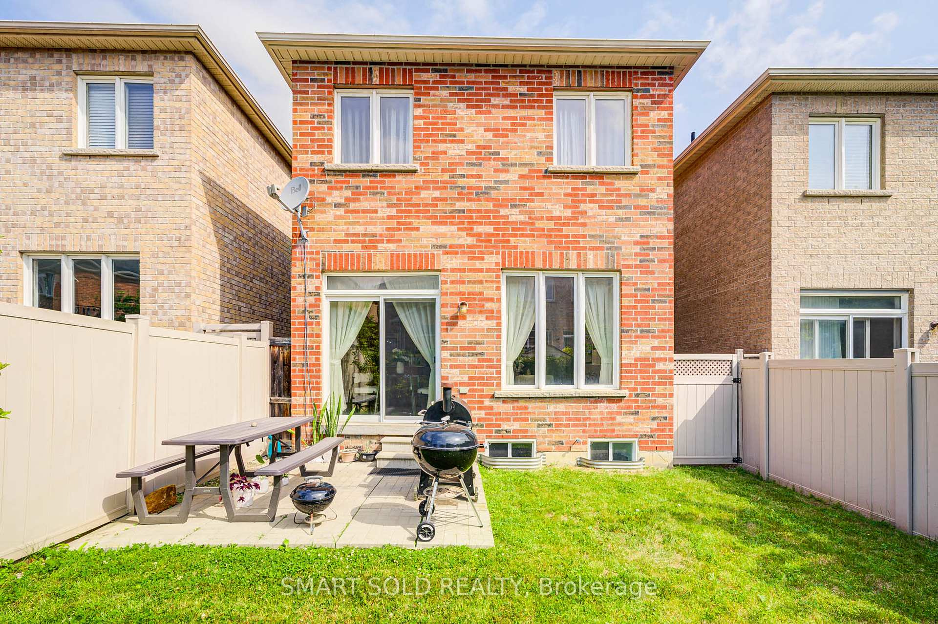 Photo 38 of 170 Carrier Crescent, Vaughan, Patterson — HOMEH