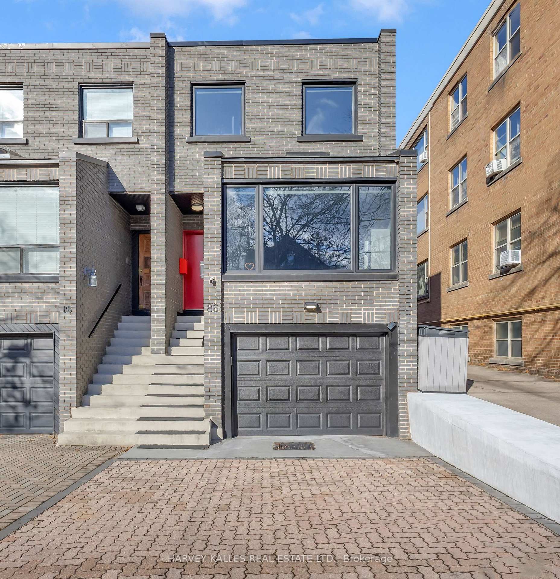 Photo 1 of 86 Castlefield Avenue, Toronto, Yonge-Eglinton — HOMEH