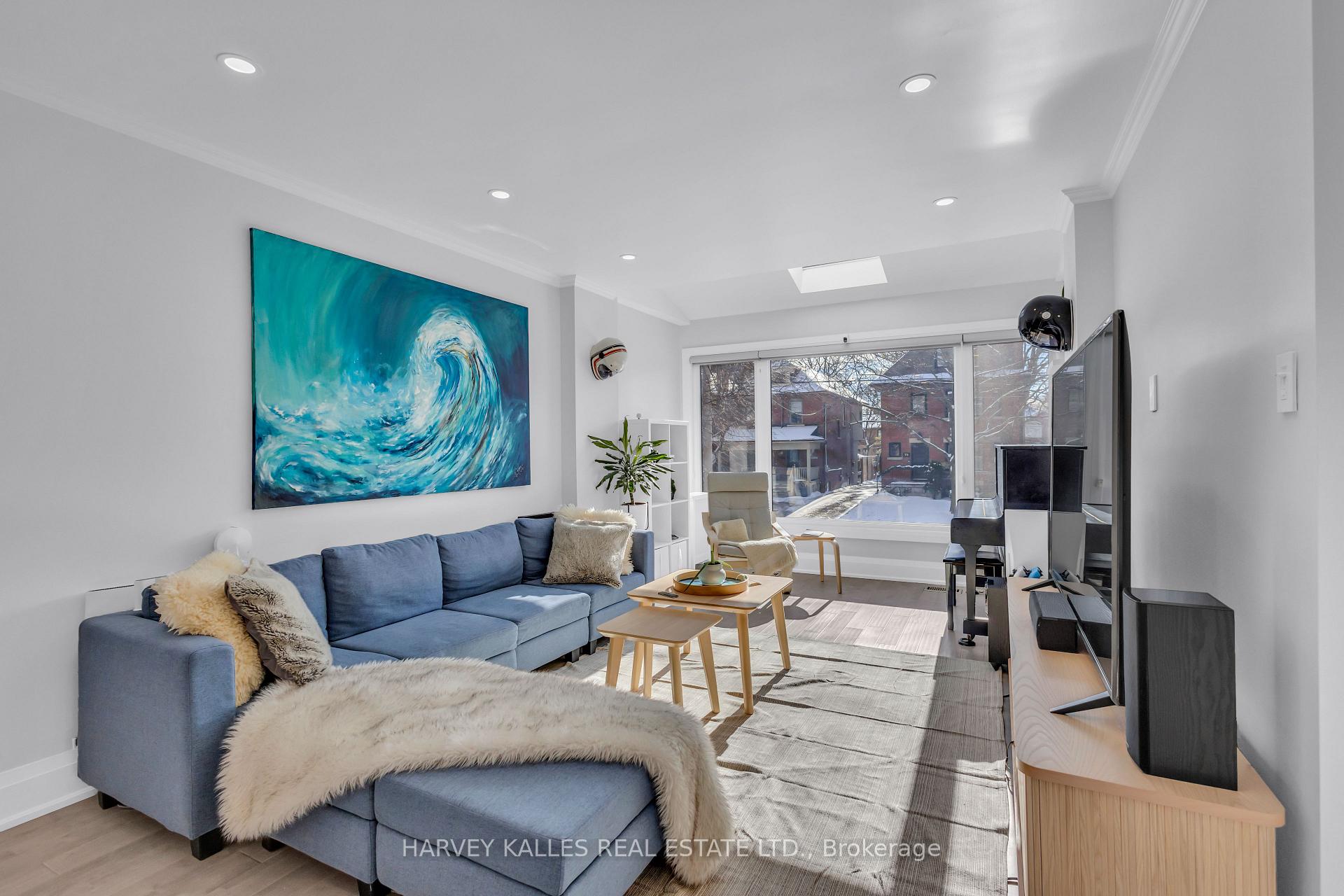Photo 14 of 86 Castlefield Avenue, Toronto, Yonge-Eglinton — HOMEH