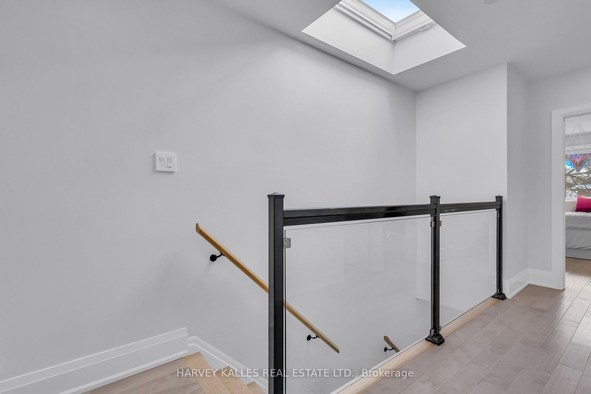 Photo 26 of 86 Castlefield Avenue, Toronto, Yonge-Eglinton — HOMEH