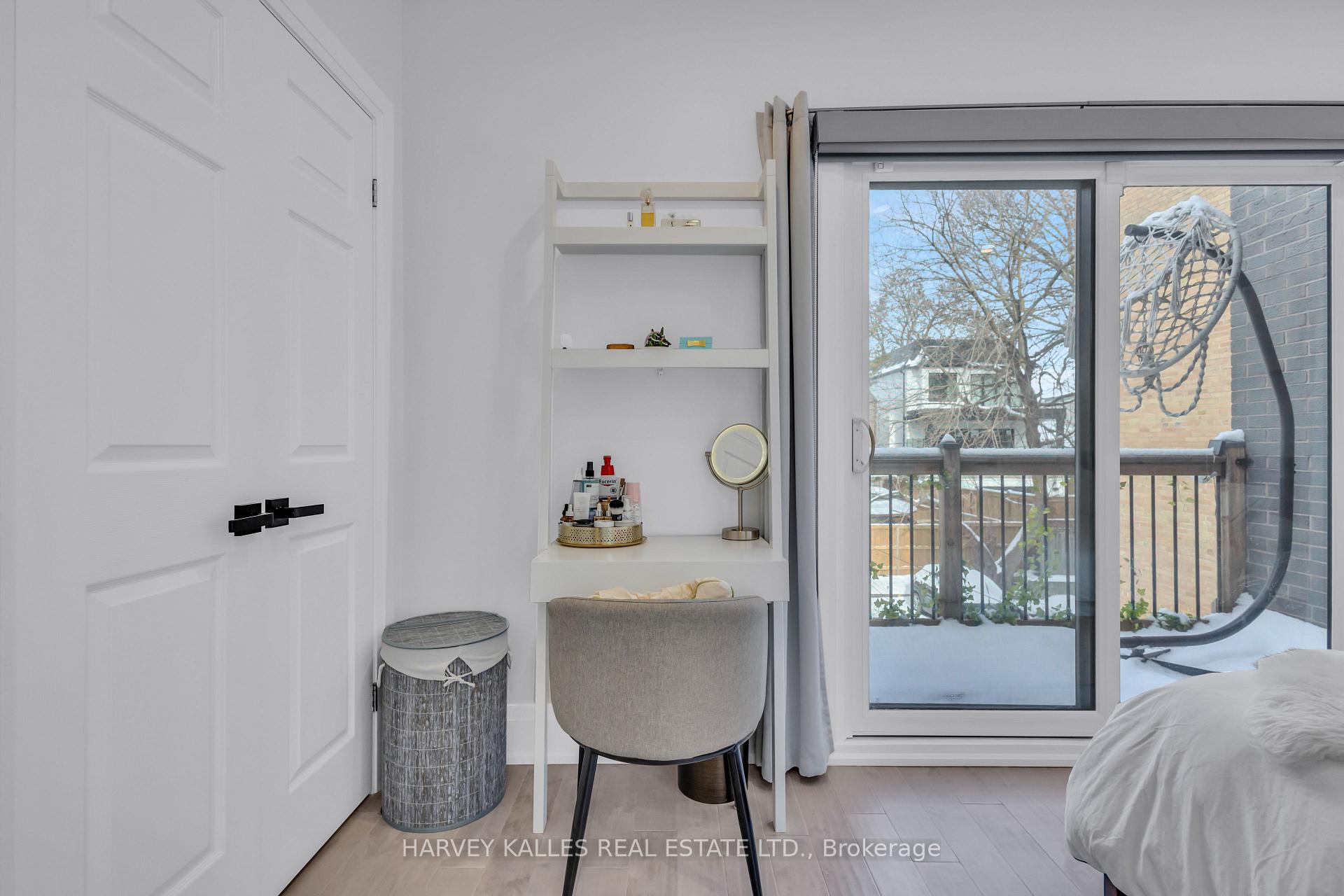 Photo 22 of 86 Castlefield Avenue, Toronto, Yonge-Eglinton — HOMEH