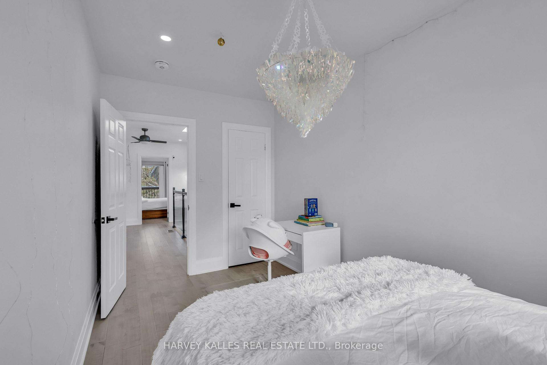 Photo 17 of 86 Castlefield Avenue, Toronto, Yonge-Eglinton — HOMEH