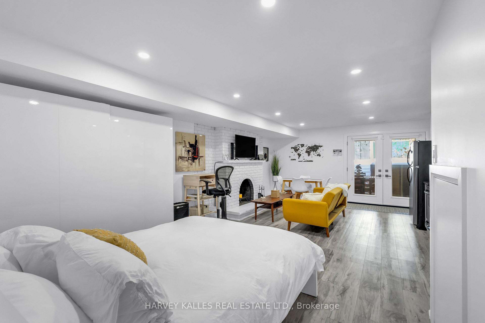 Photo 34 of 86 Castlefield Avenue, Toronto, Yonge-Eglinton — HOMEH