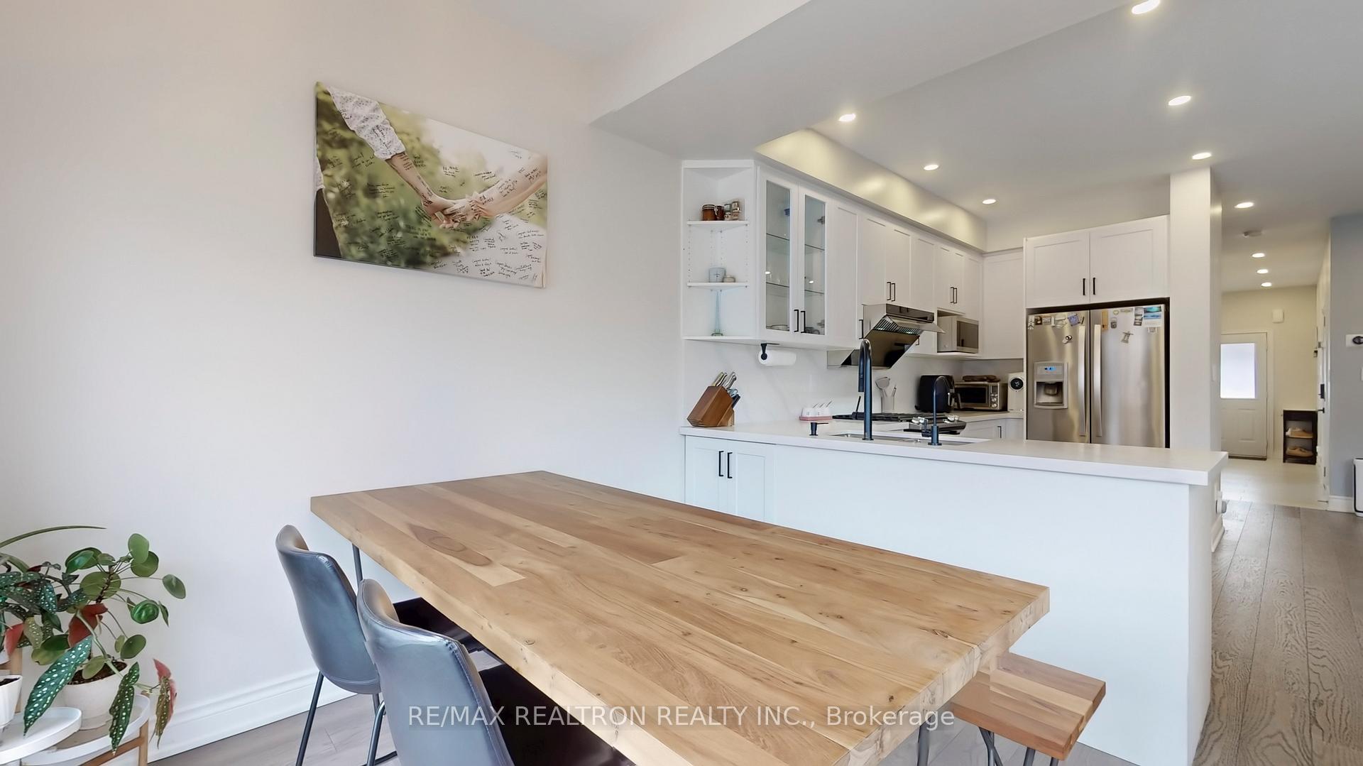 Photo 13 of 74 Mediterra Drive, Vaughan, Vellore Village — HOMEH