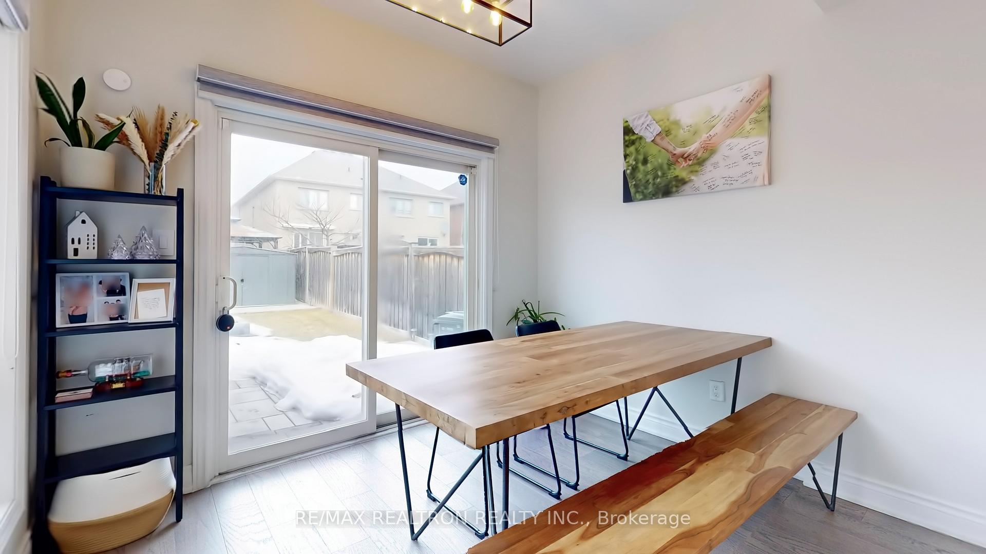 Photo 11 of 74 Mediterra Drive, Vaughan, Vellore Village — HOMEH