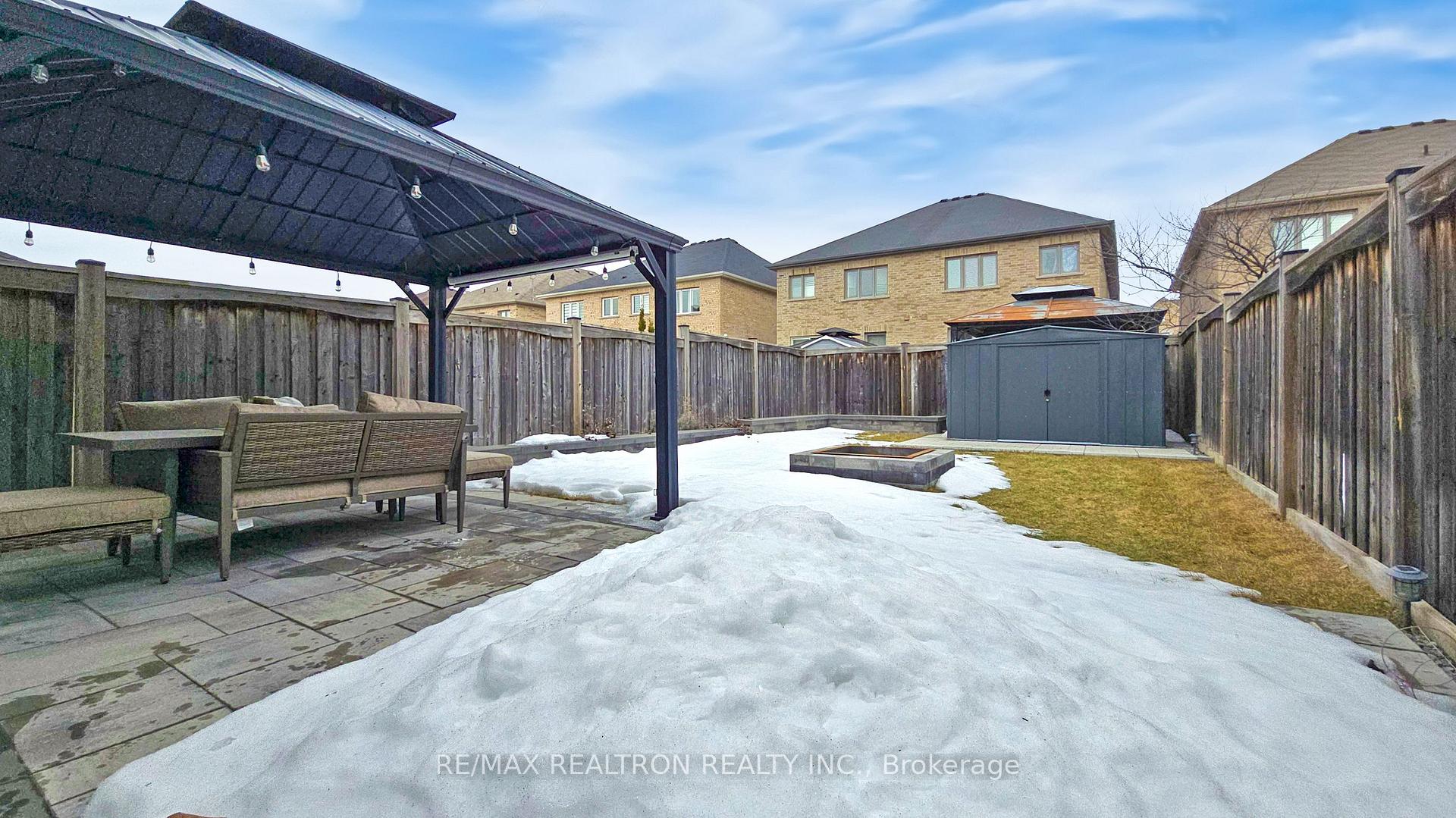Photo 15 of 74 Mediterra Drive, Vaughan, Vellore Village — HOMEH