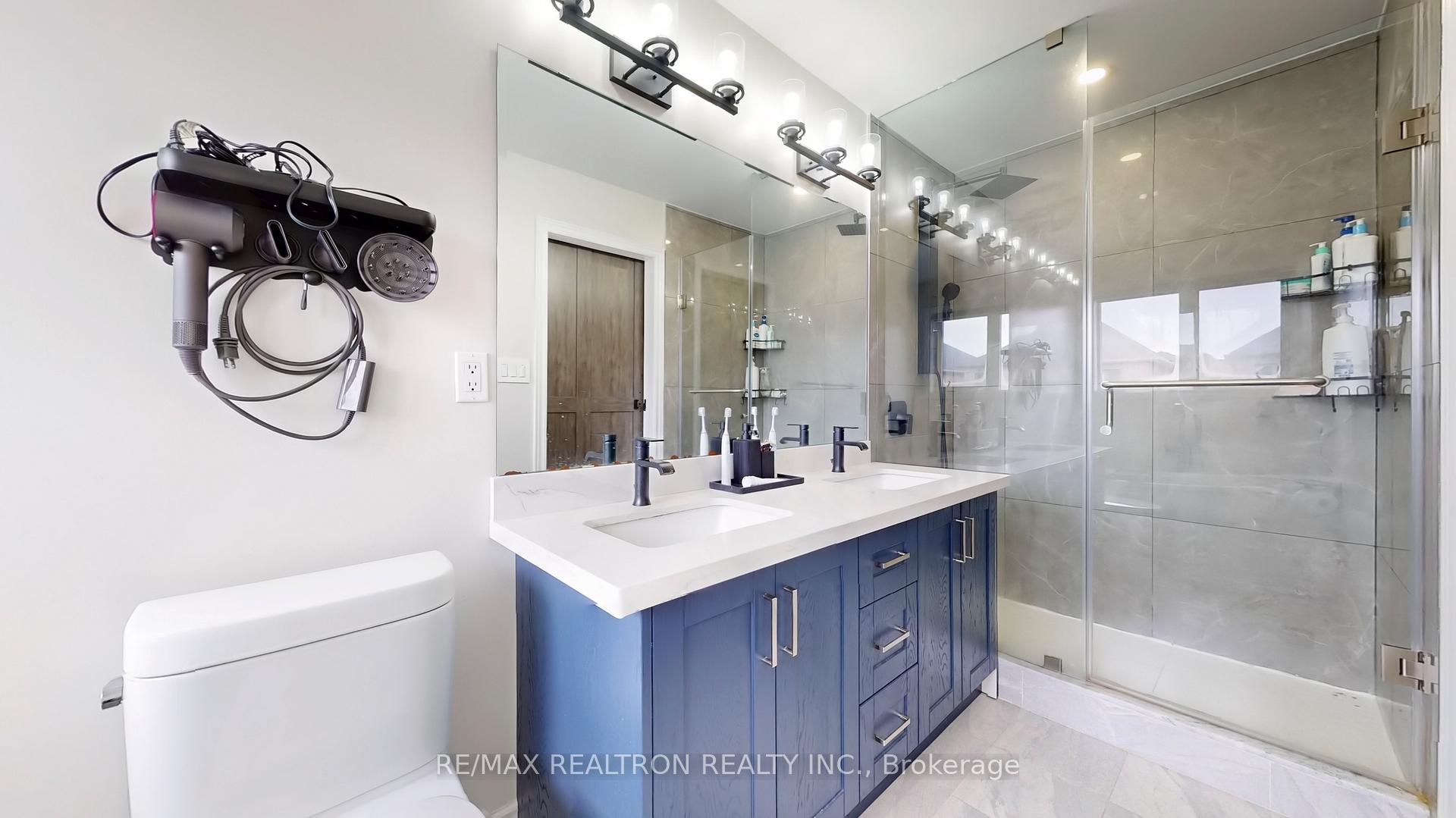 Photo 16 of 74 Mediterra Drive, Vaughan, Vellore Village — HOMEH