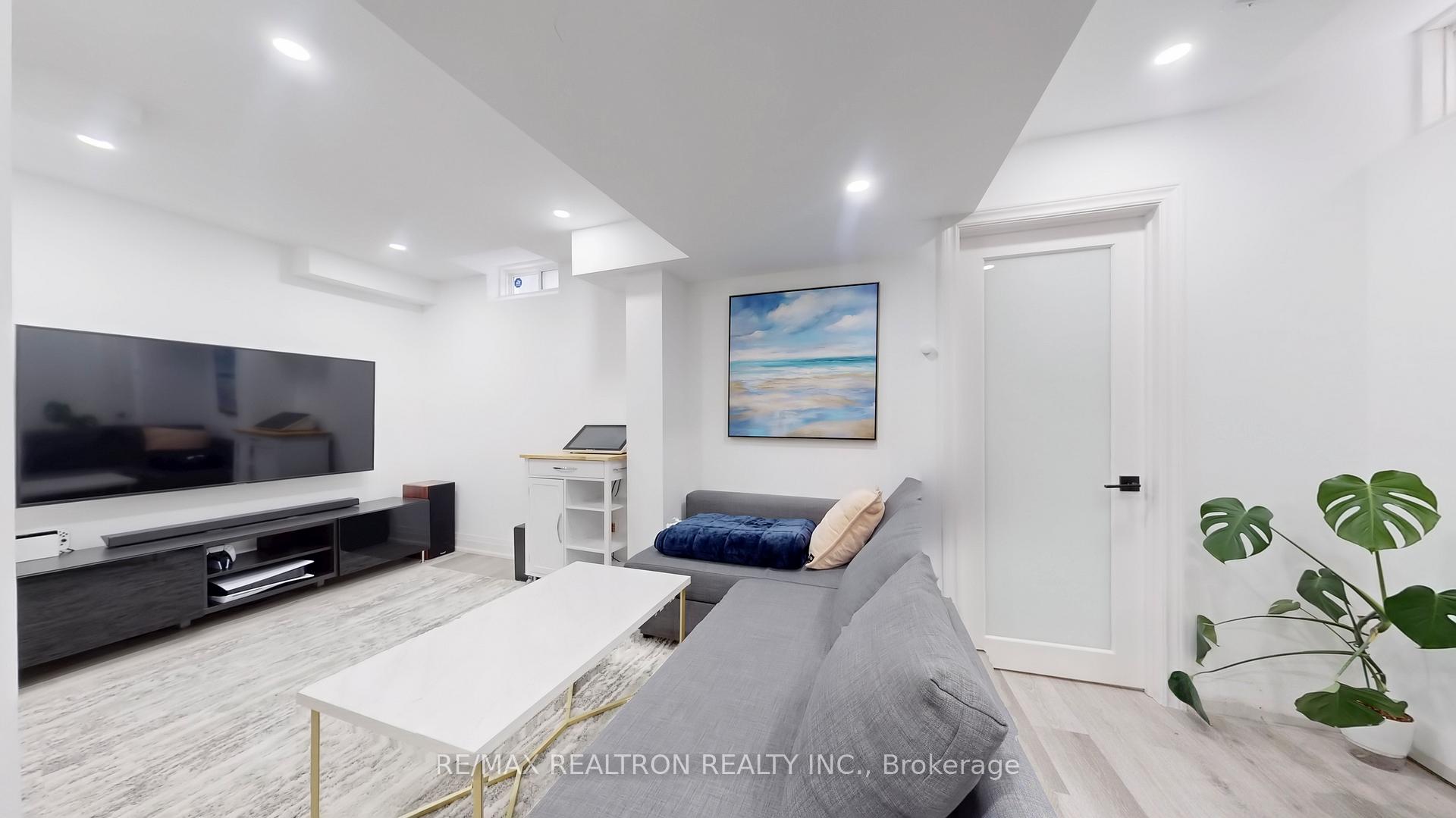 Photo 29 of 74 Mediterra Drive, Vaughan, Vellore Village — HOMEH