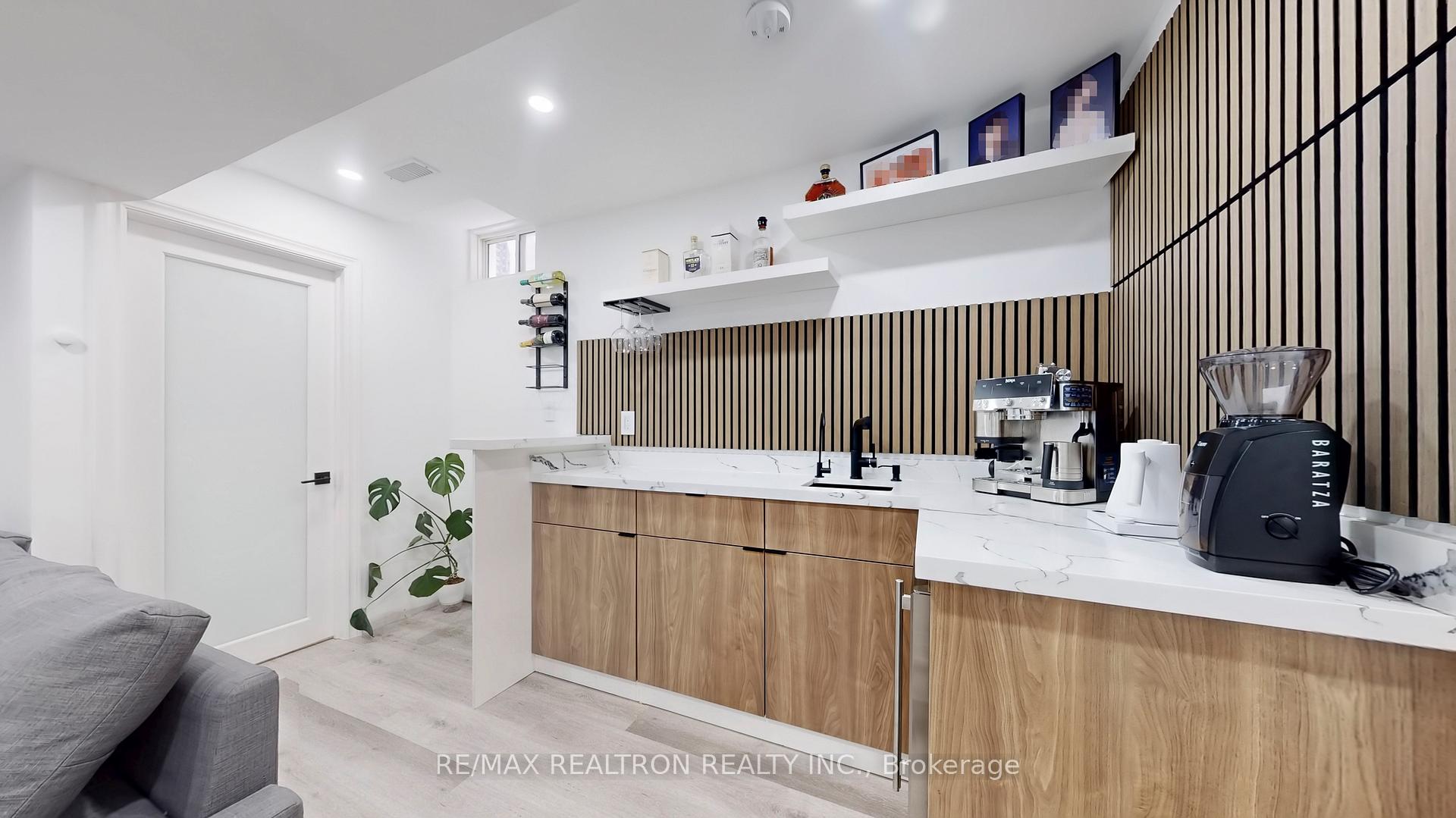 Photo 33 of 74 Mediterra Drive, Vaughan, Vellore Village — HOMEH