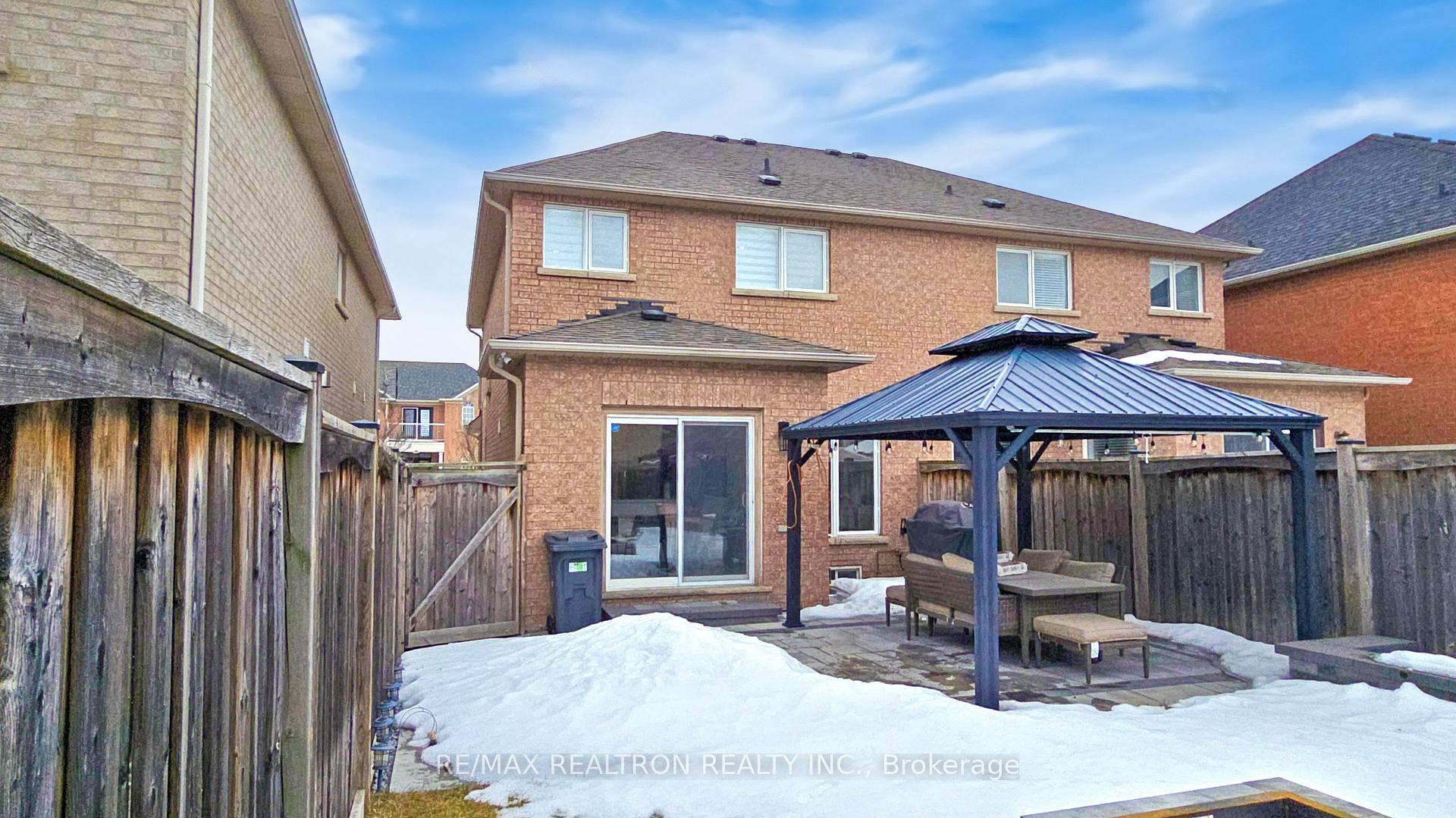 Photo 32 of 74 Mediterra Drive, Vaughan, Vellore Village — HOMEH