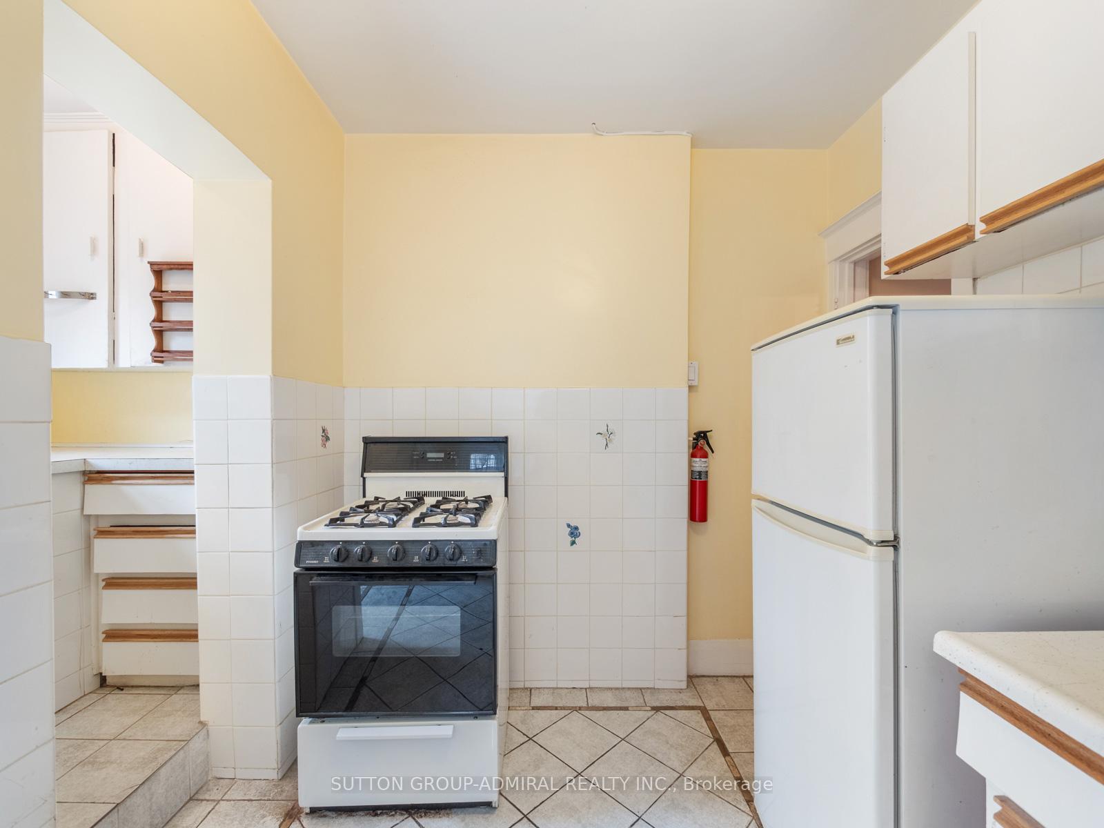 Photo 8 of 408 Balliol Street, Toronto, Mount Pleasant East — HOMEH