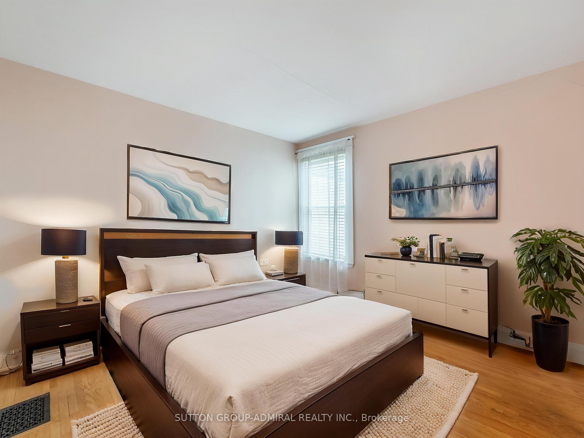 Photo 2 of 408 Balliol Street, Toronto, Mount Pleasant East — HOMEH