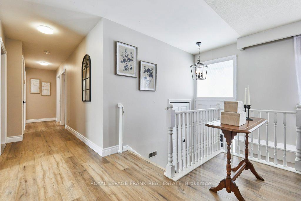 Photo 3 of 10 Harrison Drive, Uxbridge, Rural Uxbridge — HOMEH