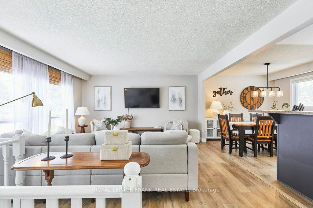 Photo 28 of 10 Harrison Drive, Uxbridge, Rural Uxbridge — HOMEH