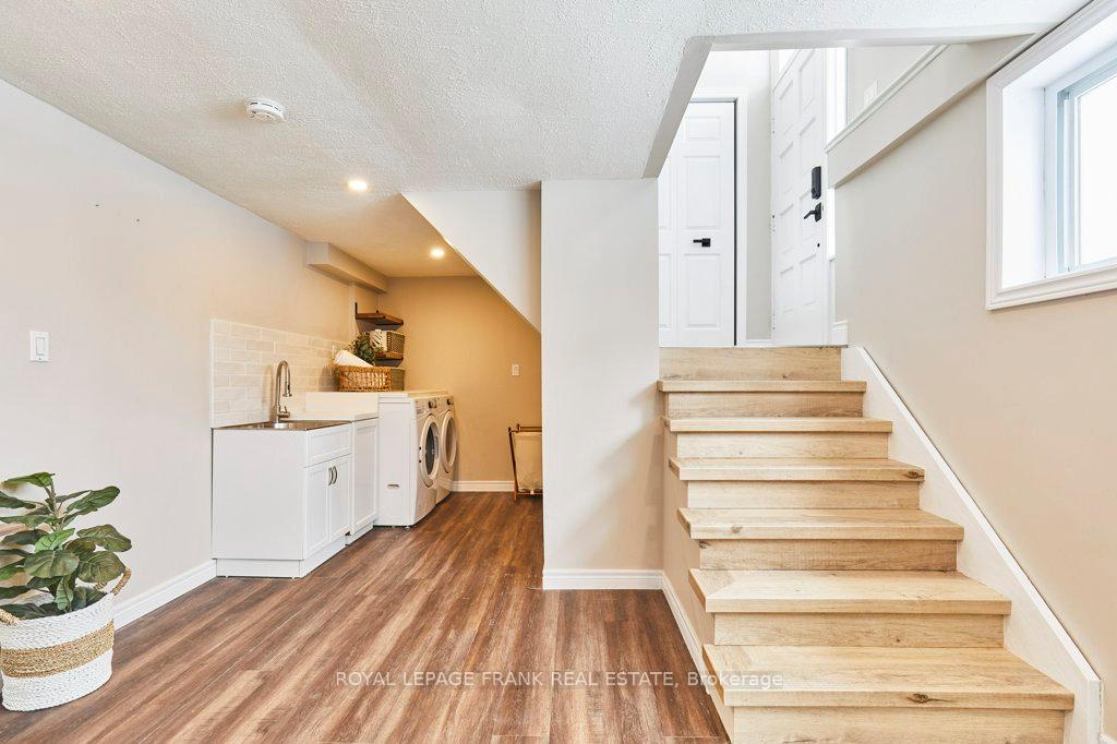 Photo 25 of 10 Harrison Drive, Uxbridge, Rural Uxbridge — HOMEH