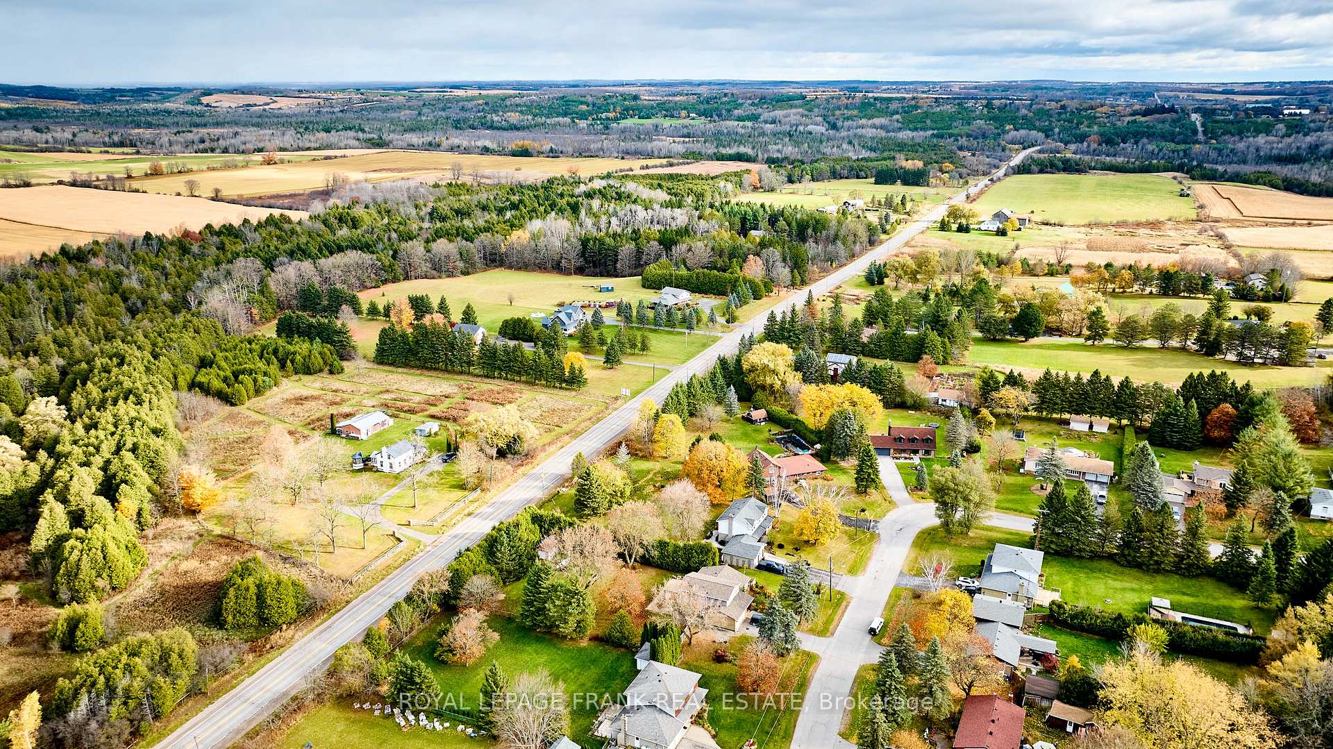 Photo 40 of 10 Harrison Drive, Uxbridge, Rural Uxbridge — HOMEH