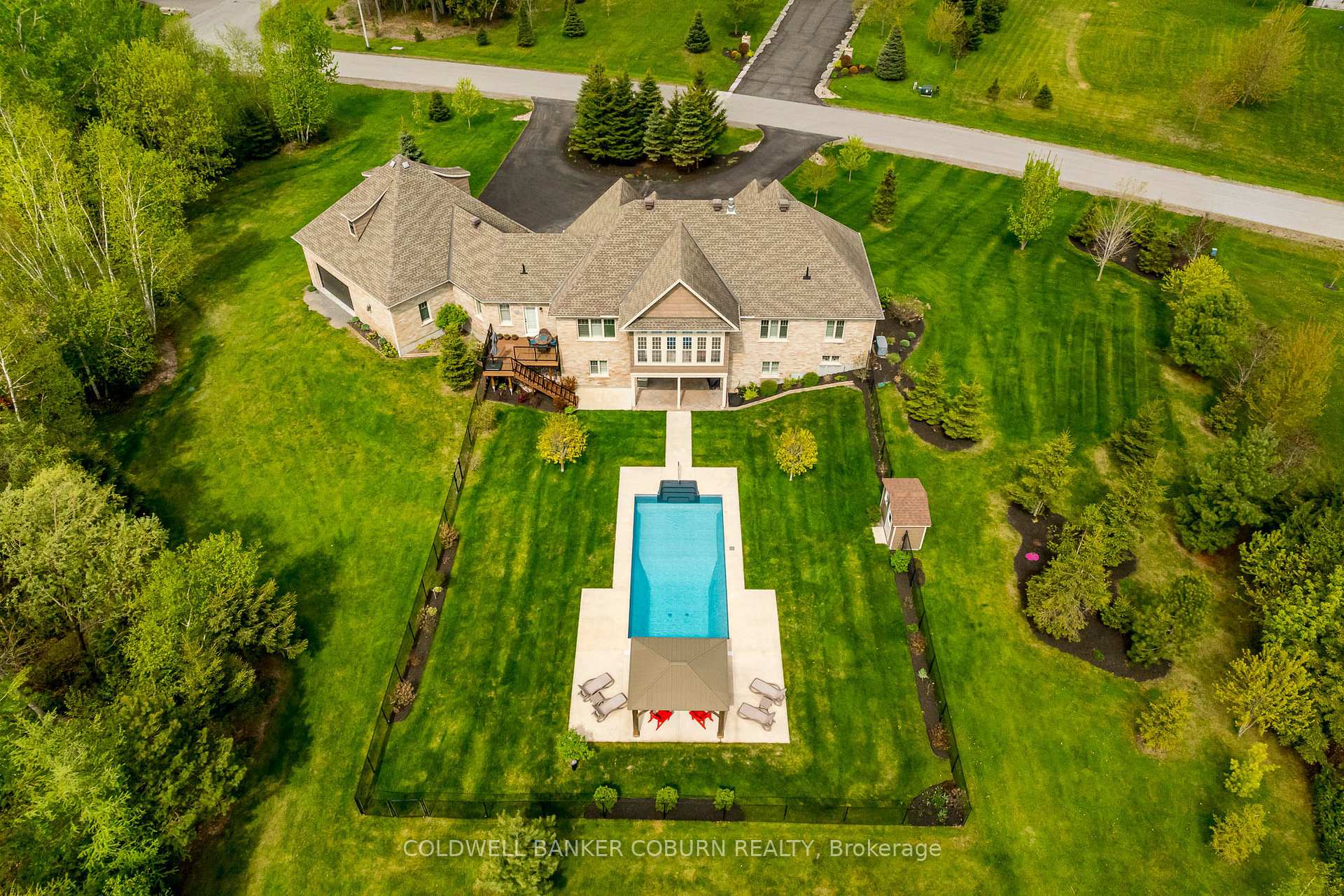 Photo 7 of 155 West Lake Circle, Ottawa, Huntley Ward (South East) — HOMEH