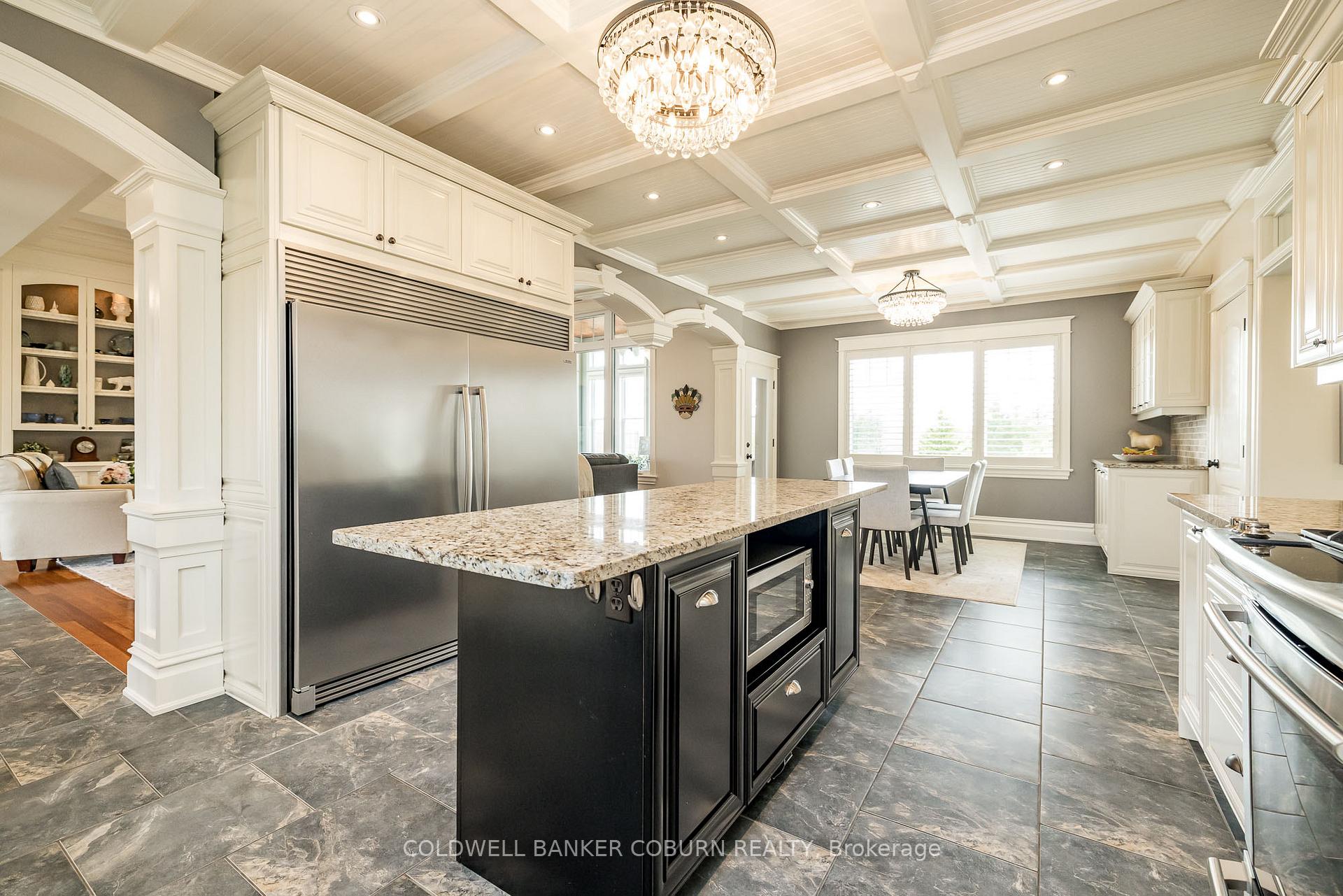 Photo 11 of 155 West Lake Circle, Ottawa, Huntley Ward (South East) — HOMEH