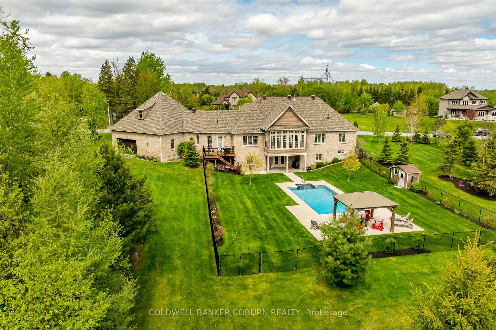 Photo 44 of 155 West Lake Circle, Ottawa, Huntley Ward (South East) — HOMEH