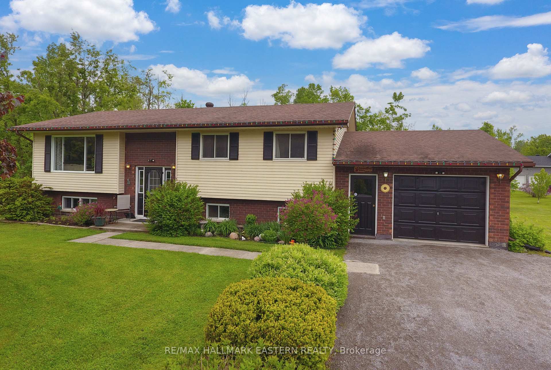 Photo 1 of 68 Division Road, Douro-Dummer — HOMEH