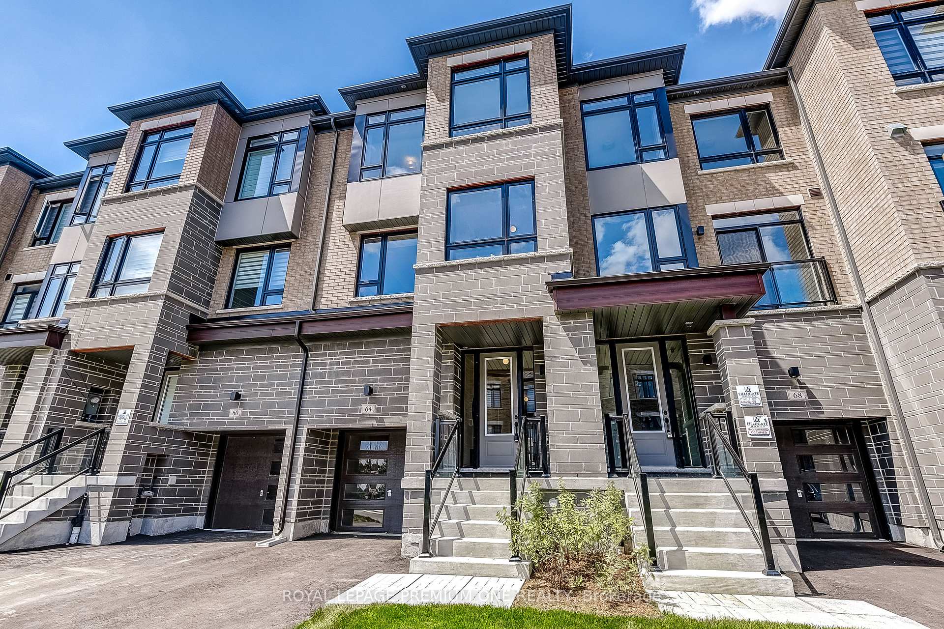 Photo 2 of 64 Tennant Circle, Vaughan, Vellore Village — HOMEH
