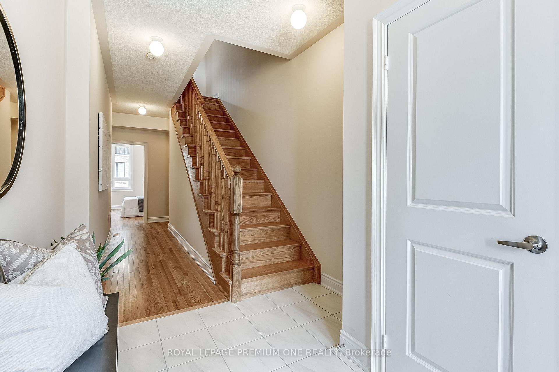 Photo 3 of 64 Tennant Circle, Vaughan, Vellore Village — HOMEH
