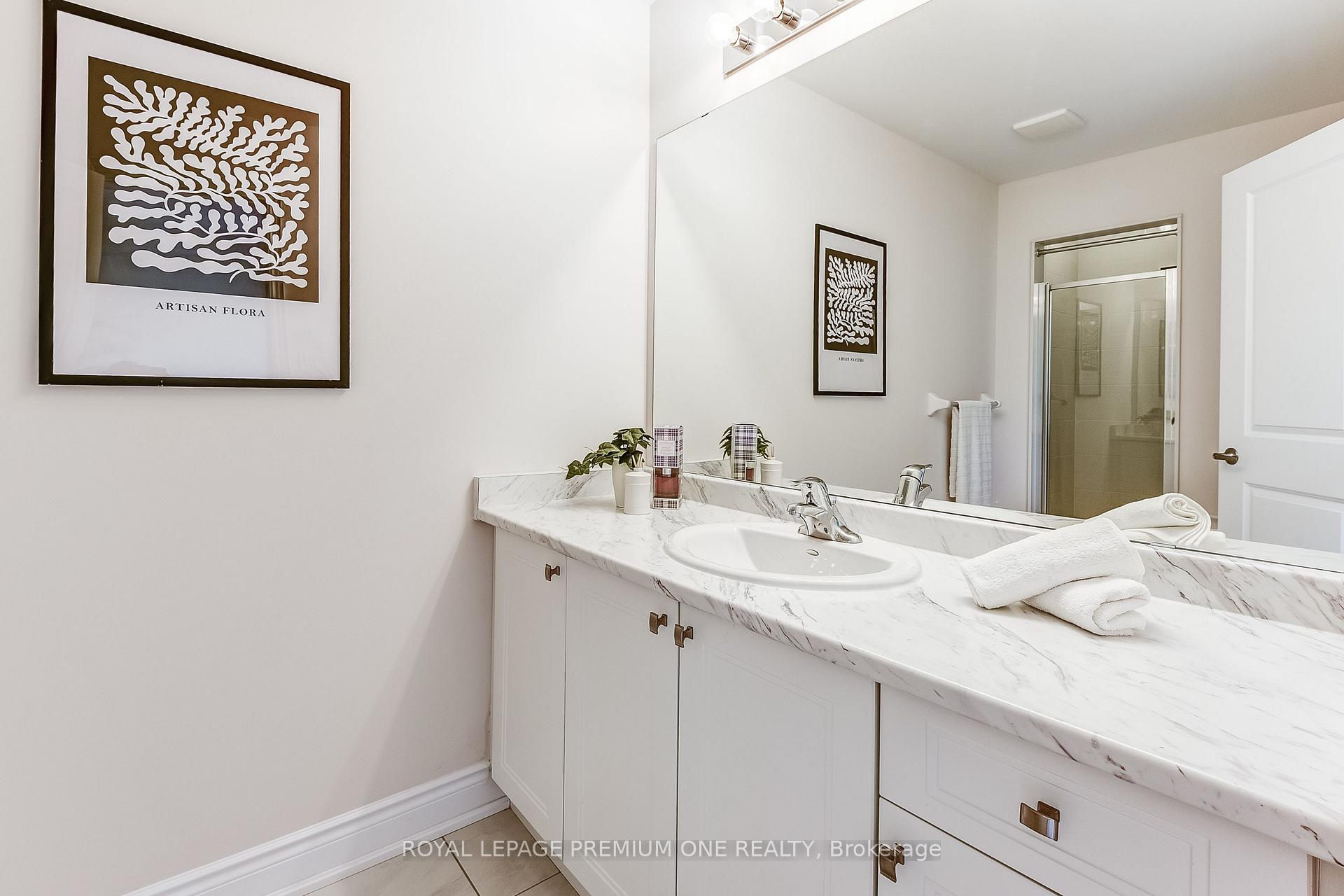 Photo 14 of 64 Tennant Circle, Vaughan, Vellore Village — HOMEH