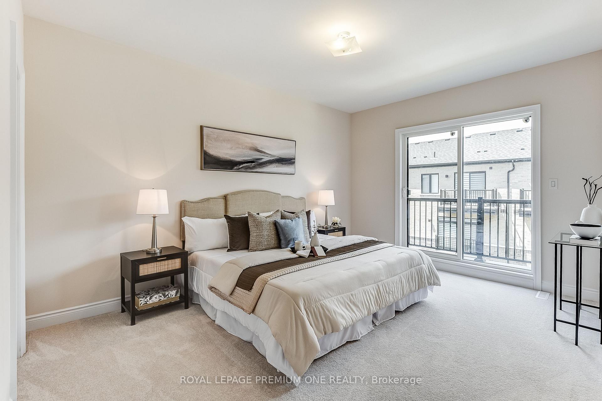 Photo 19 of 64 Tennant Circle, Vaughan, Vellore Village — HOMEH