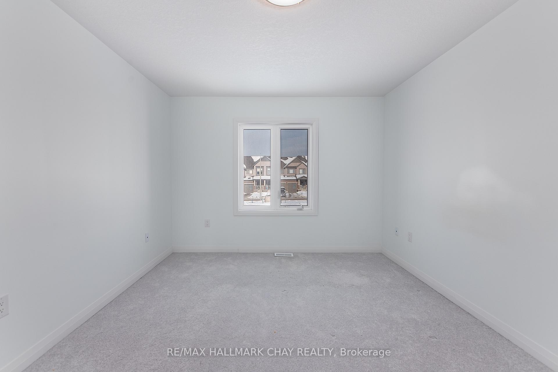 Photo 27 of 11 Copperhill Heights, Barrie, Painswick South — HOMEH
