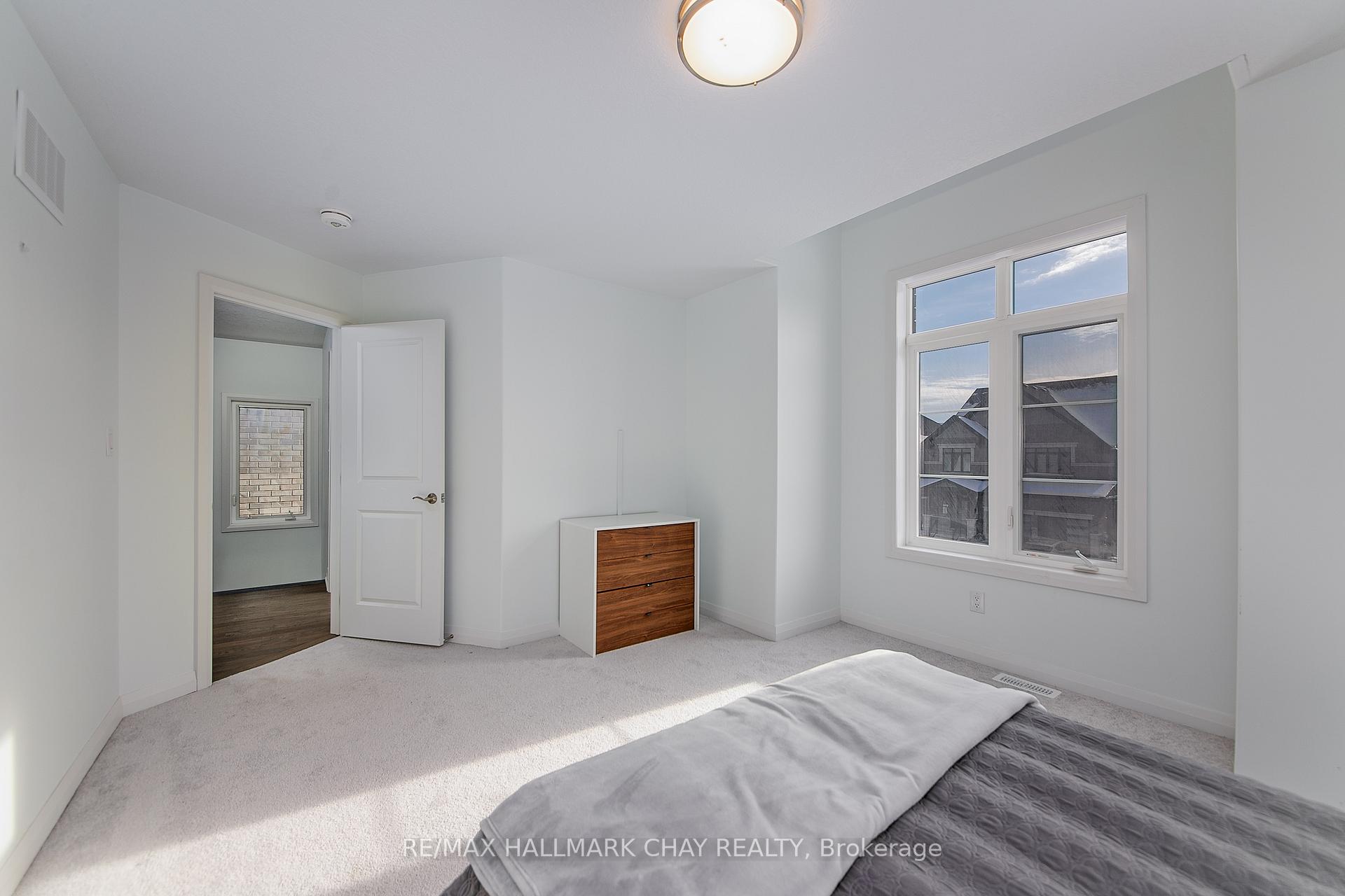Photo 30 of 11 Copperhill Heights, Barrie, Painswick South — HOMEH