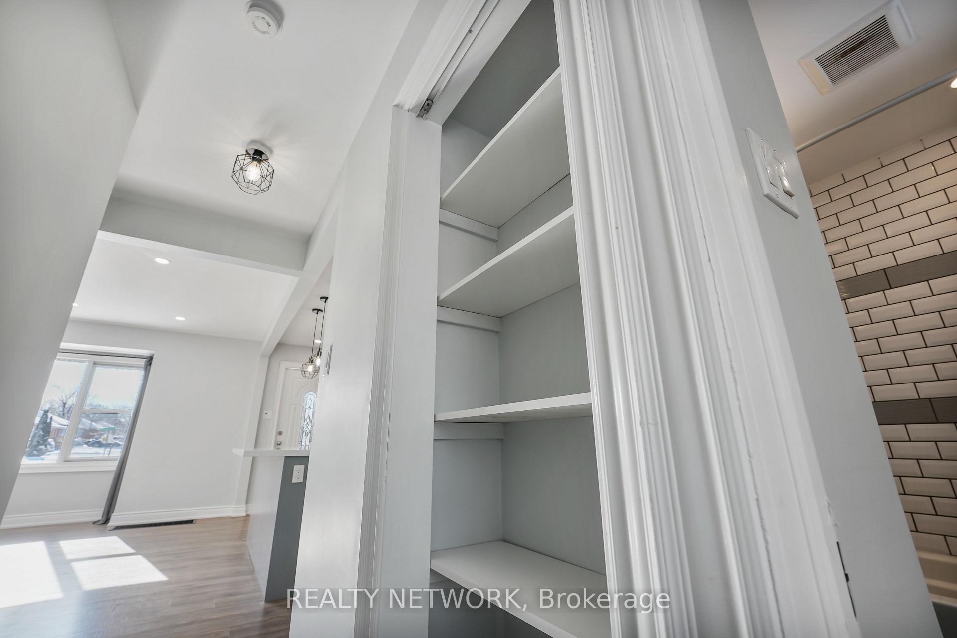Photo 9 of 27 Glengrove Avenue, Hamilton, McQuesten — HOMEH
