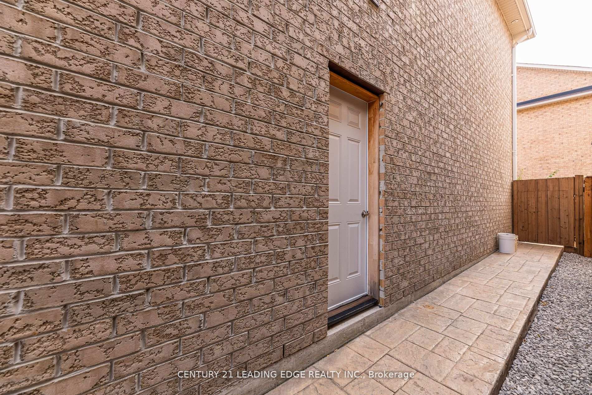 Photo 17 of 11 Bellini Avenue, Vaughan, Vellore Village — HOMEH