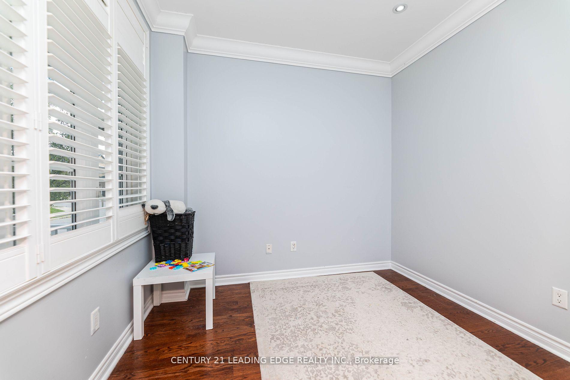 Photo 3 of 11 Bellini Avenue, Vaughan, Vellore Village — HOMEH