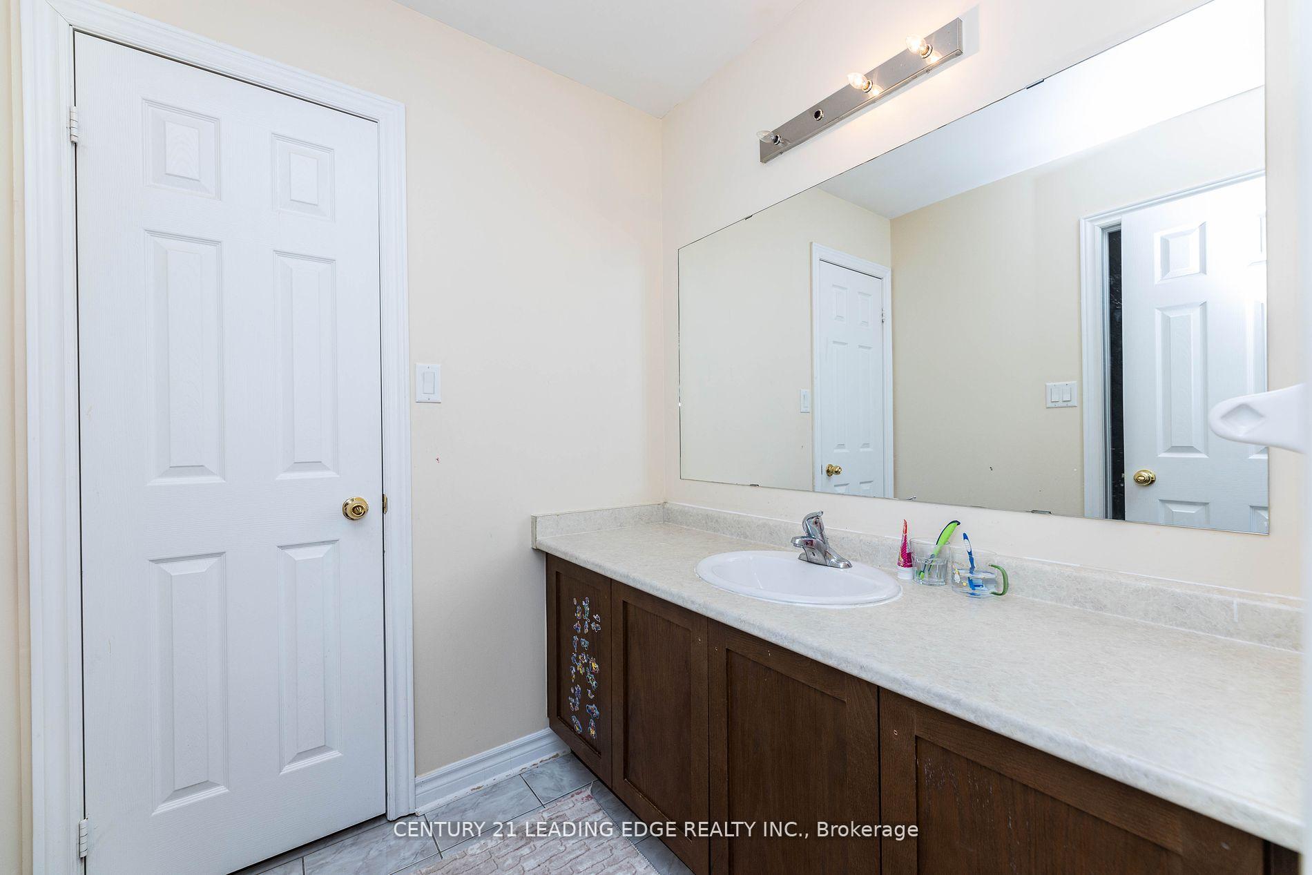 Photo 21 of 11 Bellini Avenue, Vaughan, Vellore Village — HOMEH