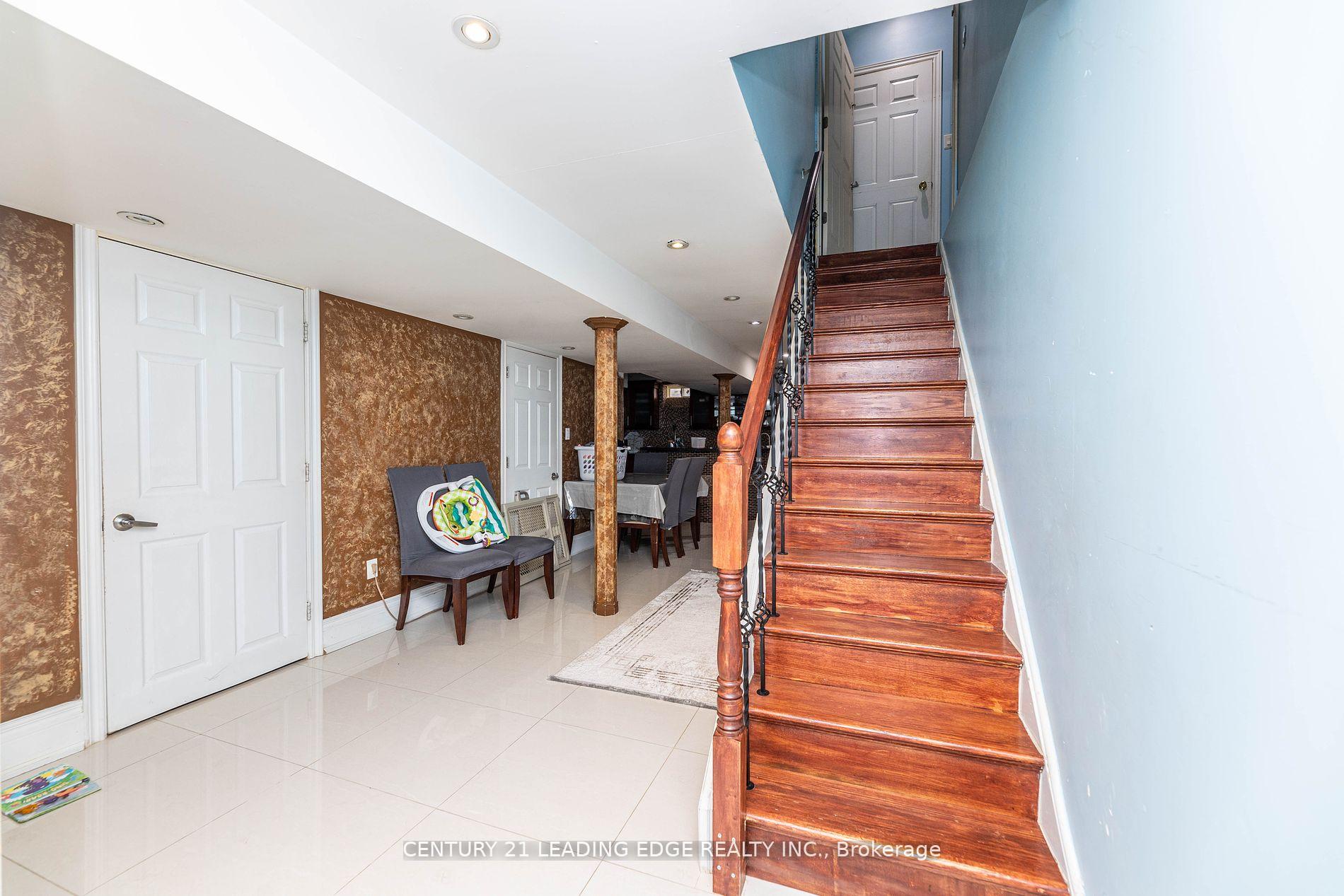 Photo 32 of 11 Bellini Avenue, Vaughan, Vellore Village — HOMEH