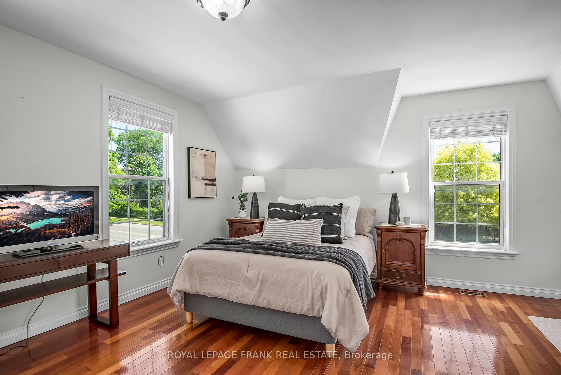 Photo 24 of 99 Brock Street E, Uxbridge — HOMEH