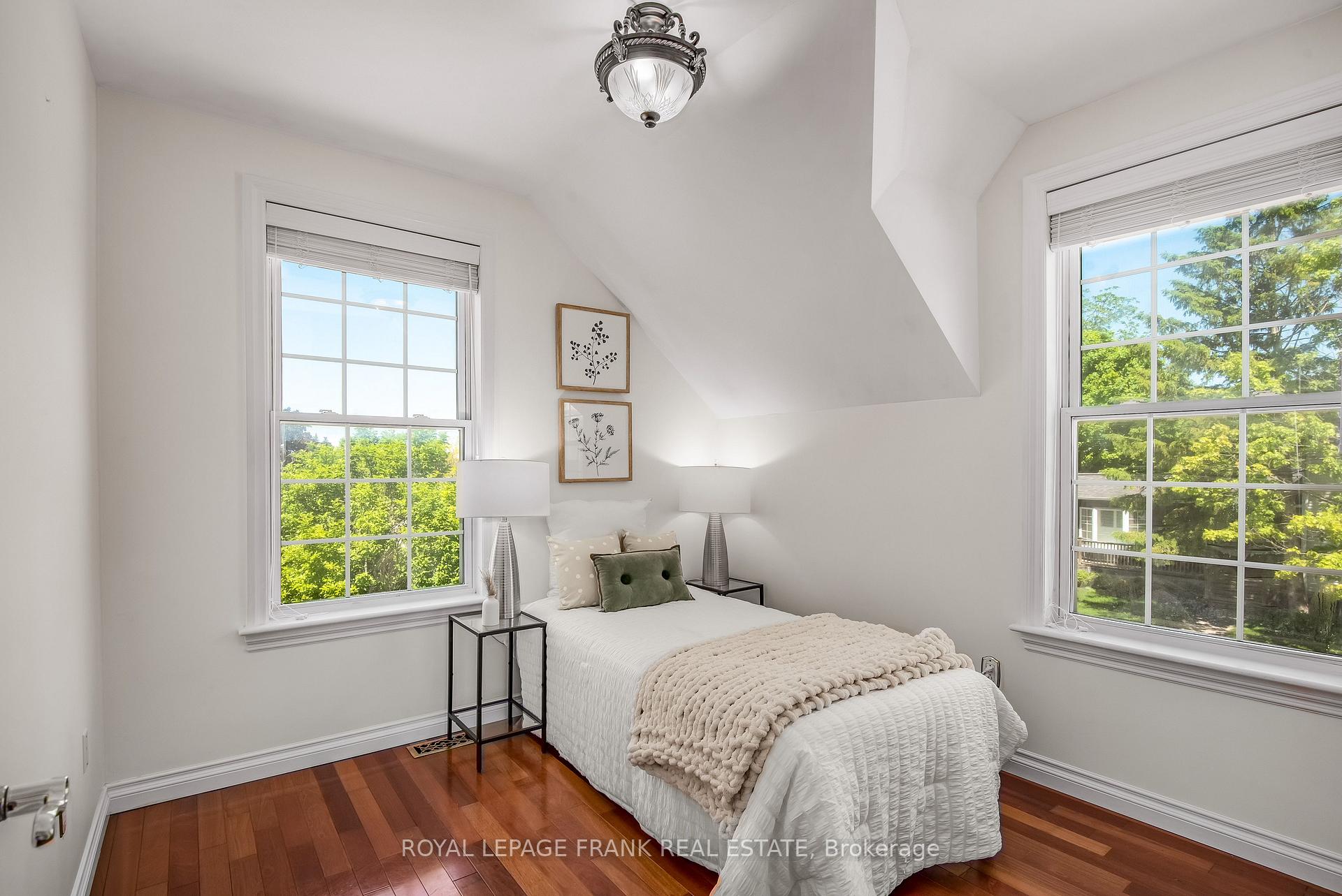 Photo 9 of 99 Brock Street E, Uxbridge — HOMEH