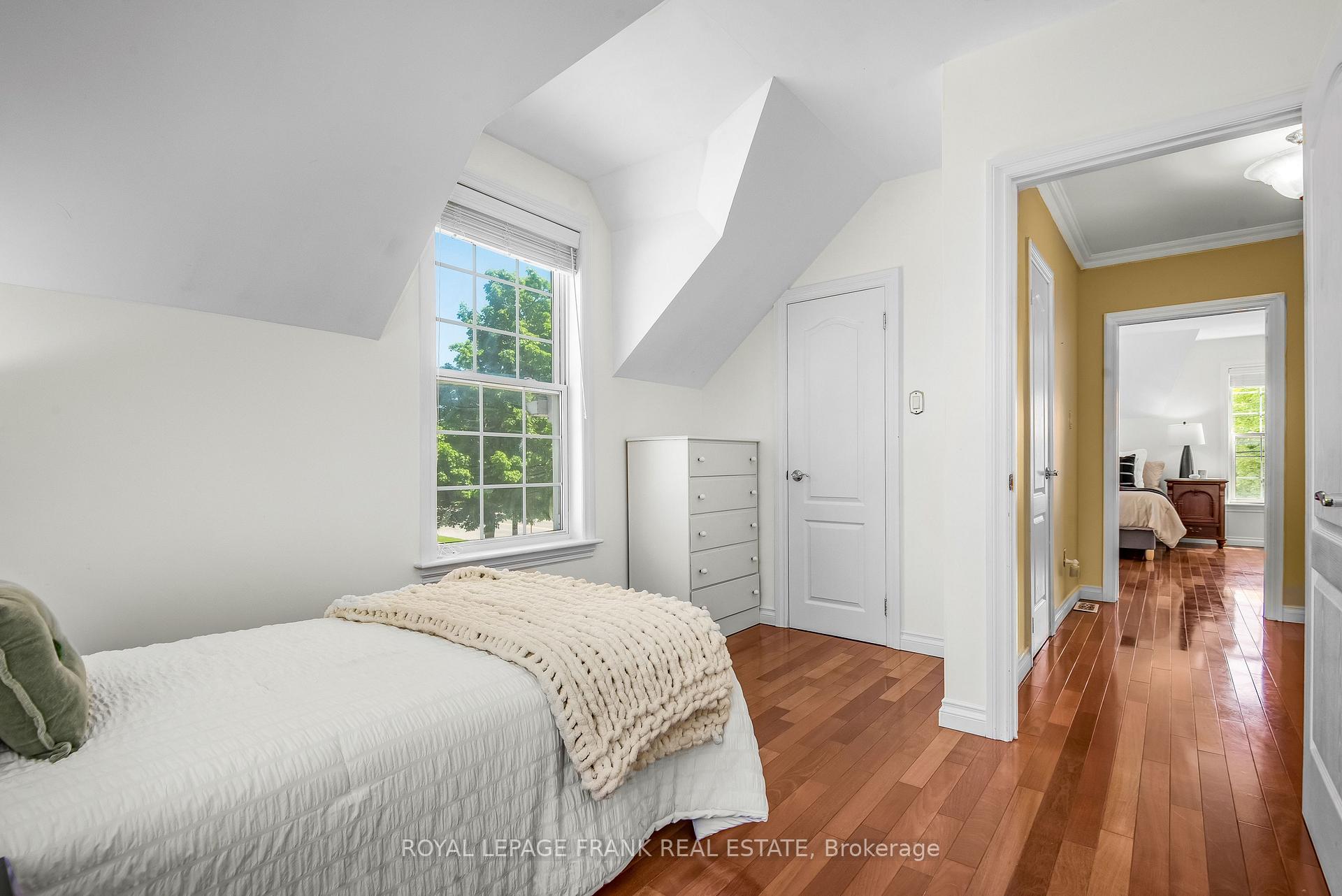 Photo 29 of 99 Brock Street E, Uxbridge — HOMEH