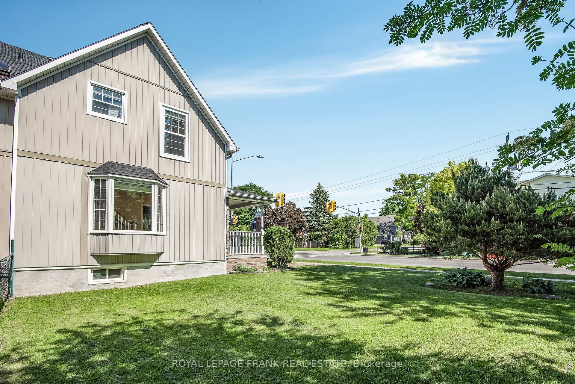 Photo 30 of 99 Brock Street E, Uxbridge — HOMEH