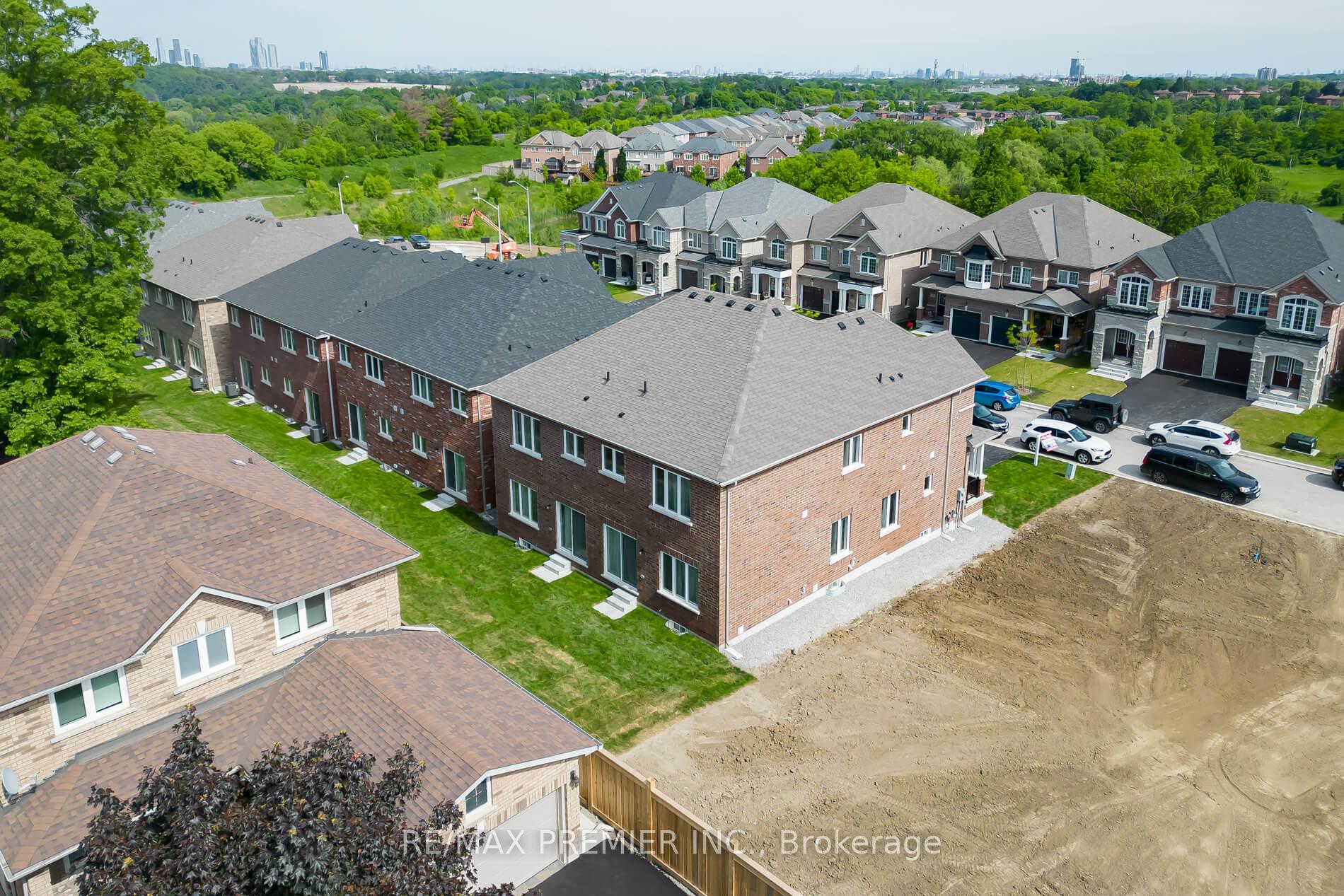 Photo 39 of 29 Virro Court, Vaughan, West Woodbridge — HOMEH