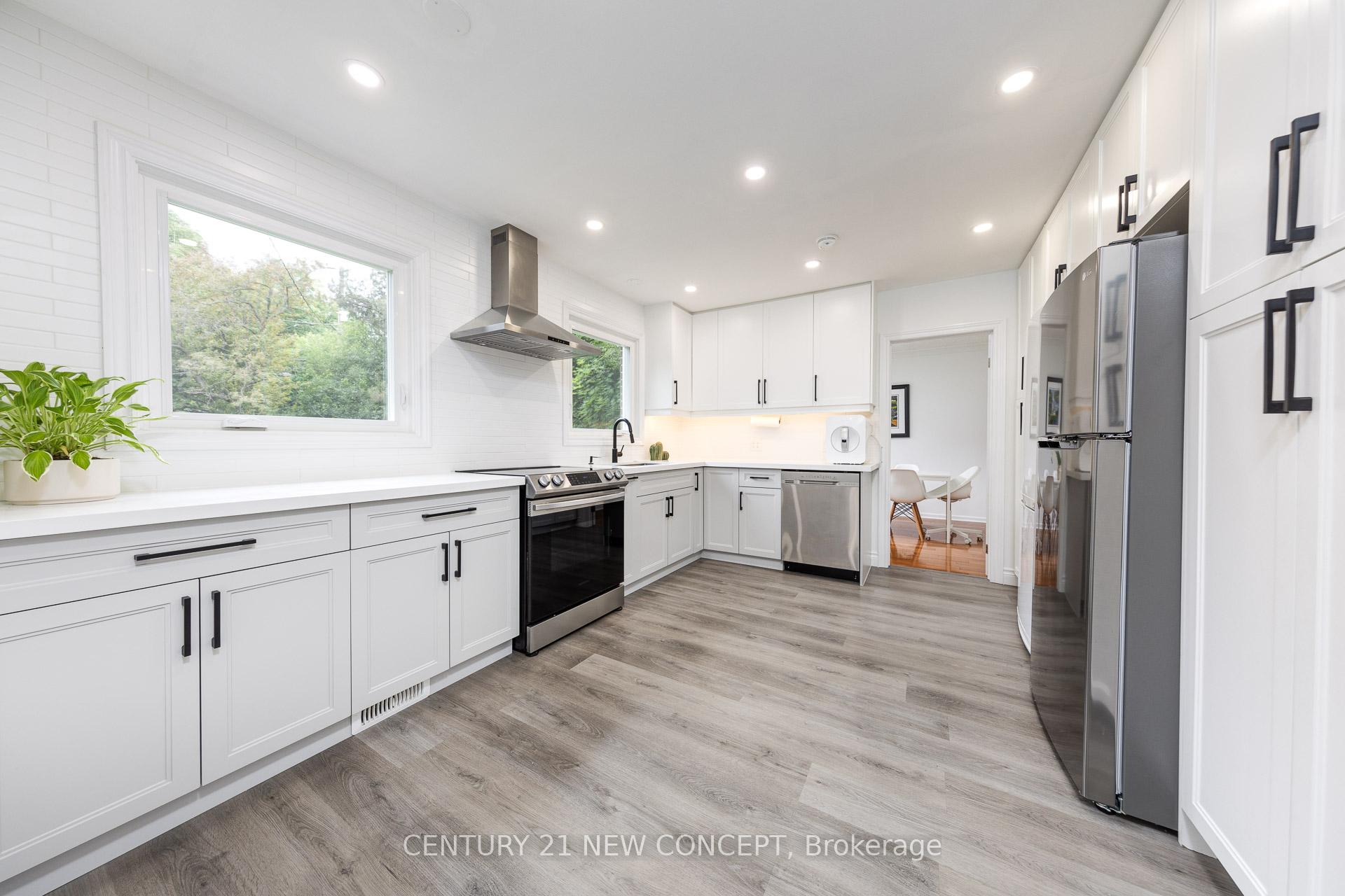 Photo 11 of 151 Grandview Avenue, Markham, Grandview — HOMEH