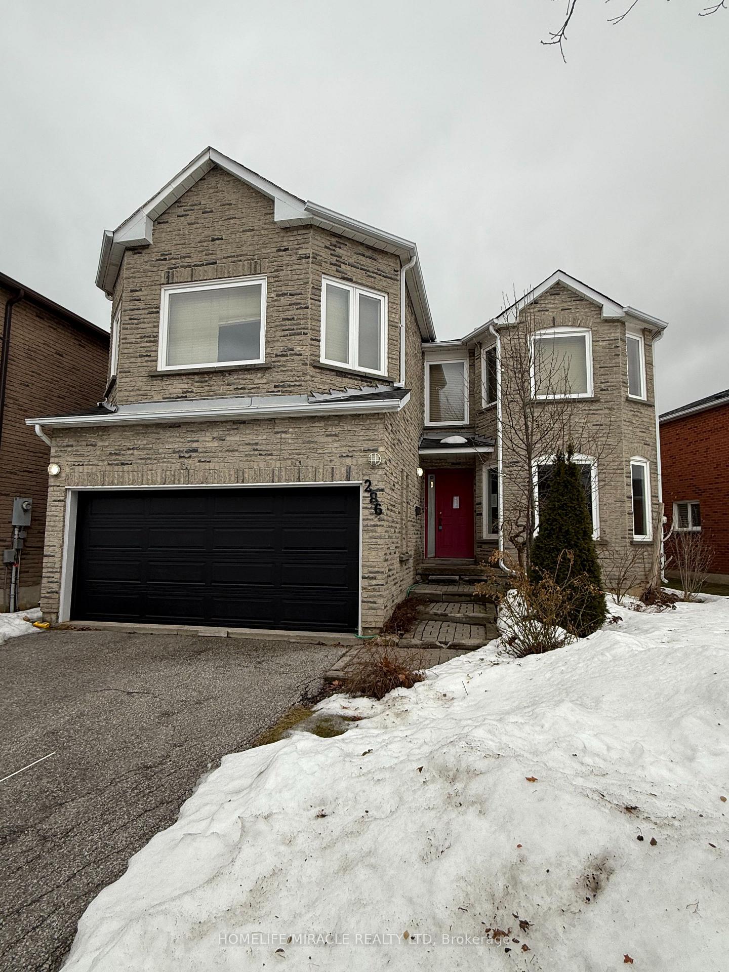 Photo 4 of 286 Brickstone Circle, Vaughan, Brownridge — HOMEH
