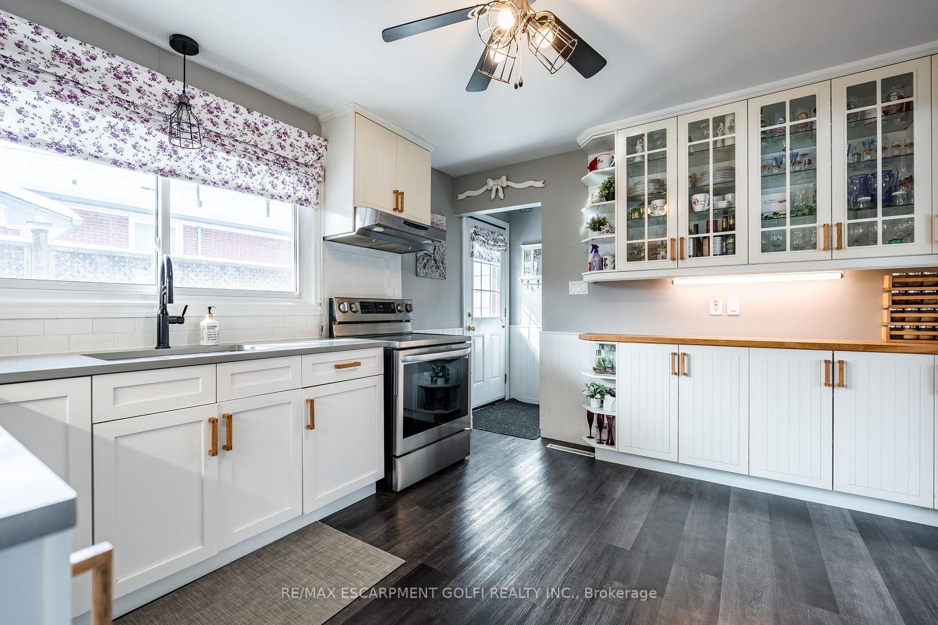 Photo 7 of 10 Golfcrest Road, Hamilton, Red Hill — HOMEH