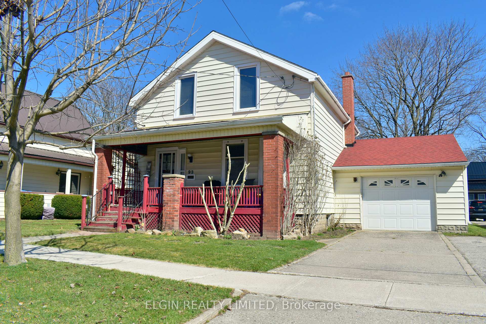 Photo 2 of 93 Alma Street, St. Thomas — HOMEH