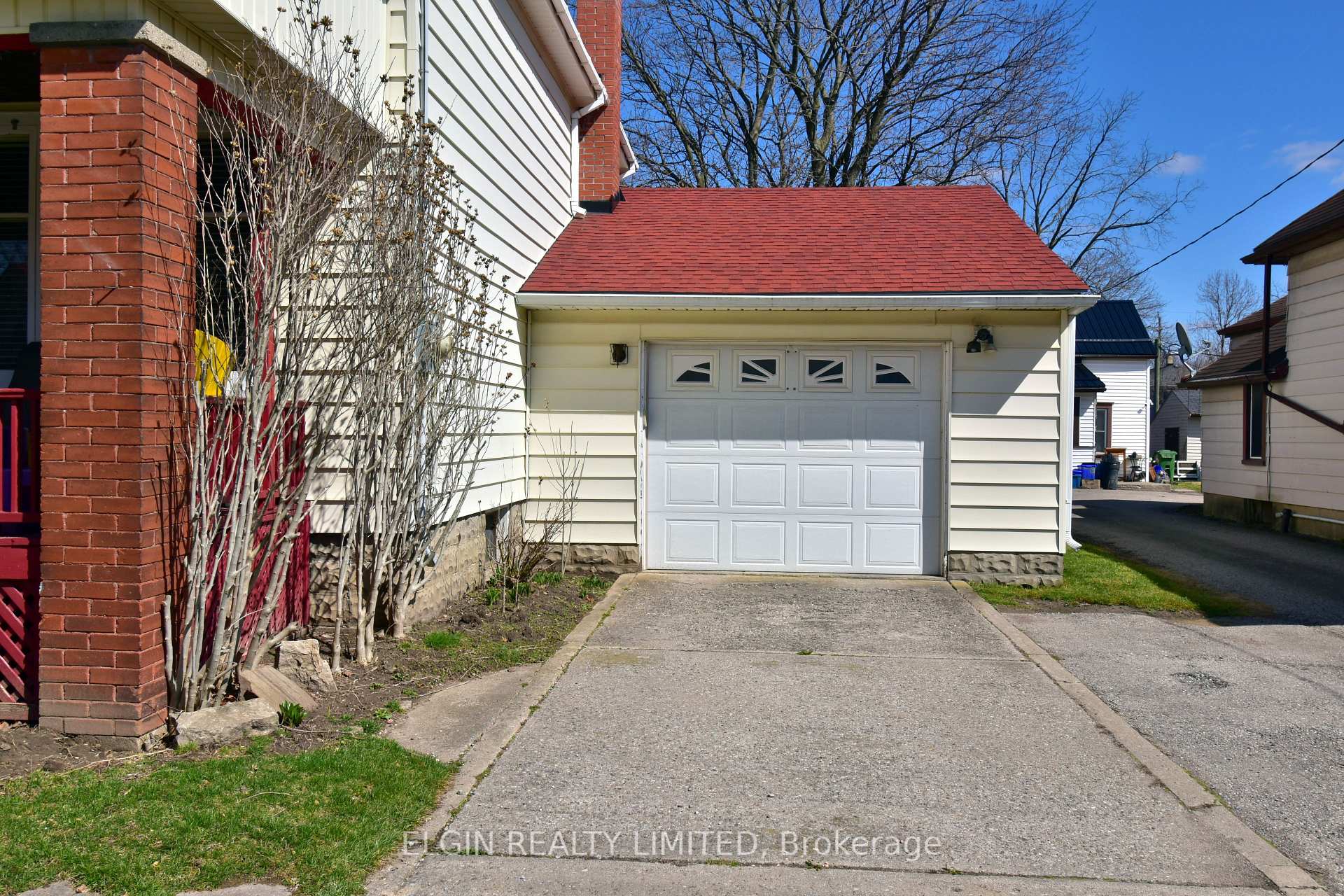 Photo 7 of 93 Alma Street, St. Thomas — HOMEH