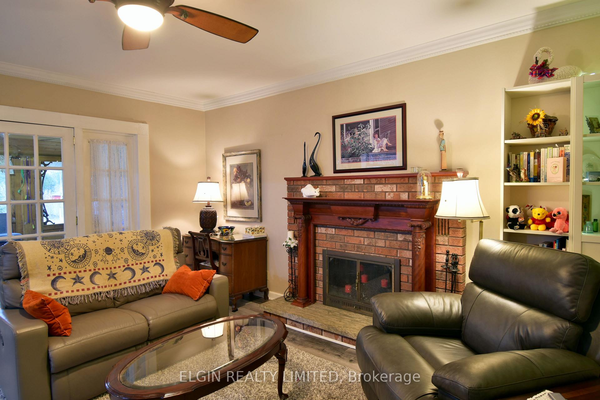 Photo 10 of 93 Alma Street, St. Thomas — HOMEH