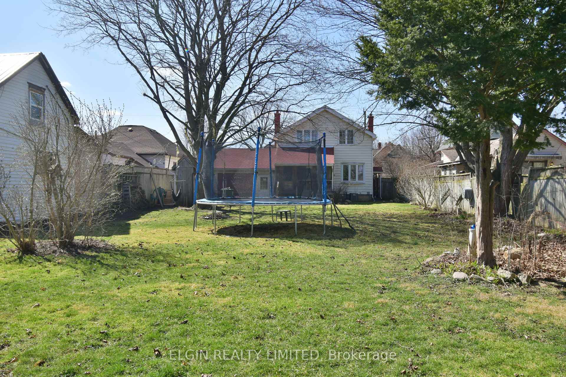Photo 19 of 93 Alma Street, St. Thomas — HOMEH