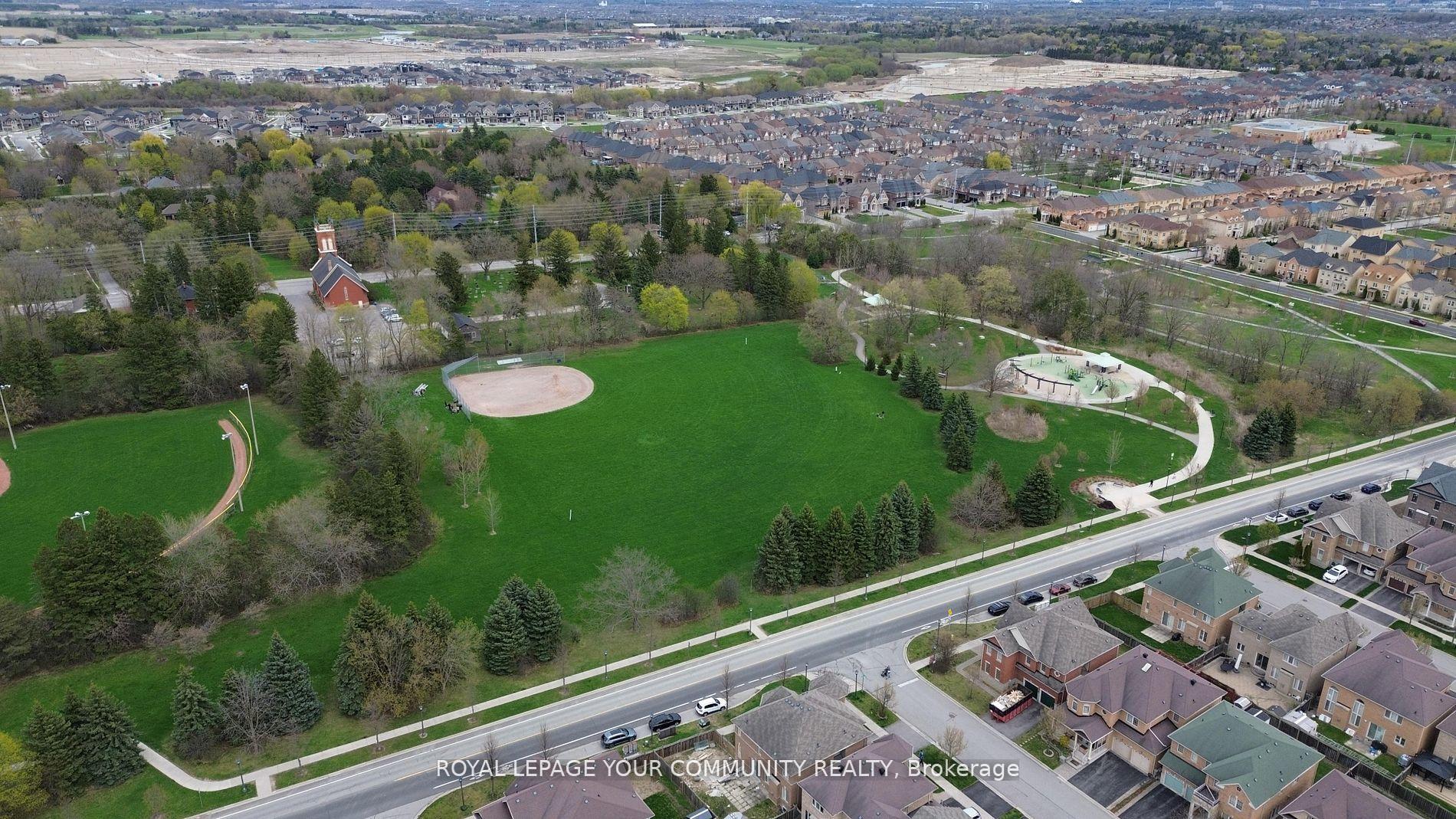 Photo 40 of 18 Sisina Avenue, Markham, Cathedraltown — HOMEH